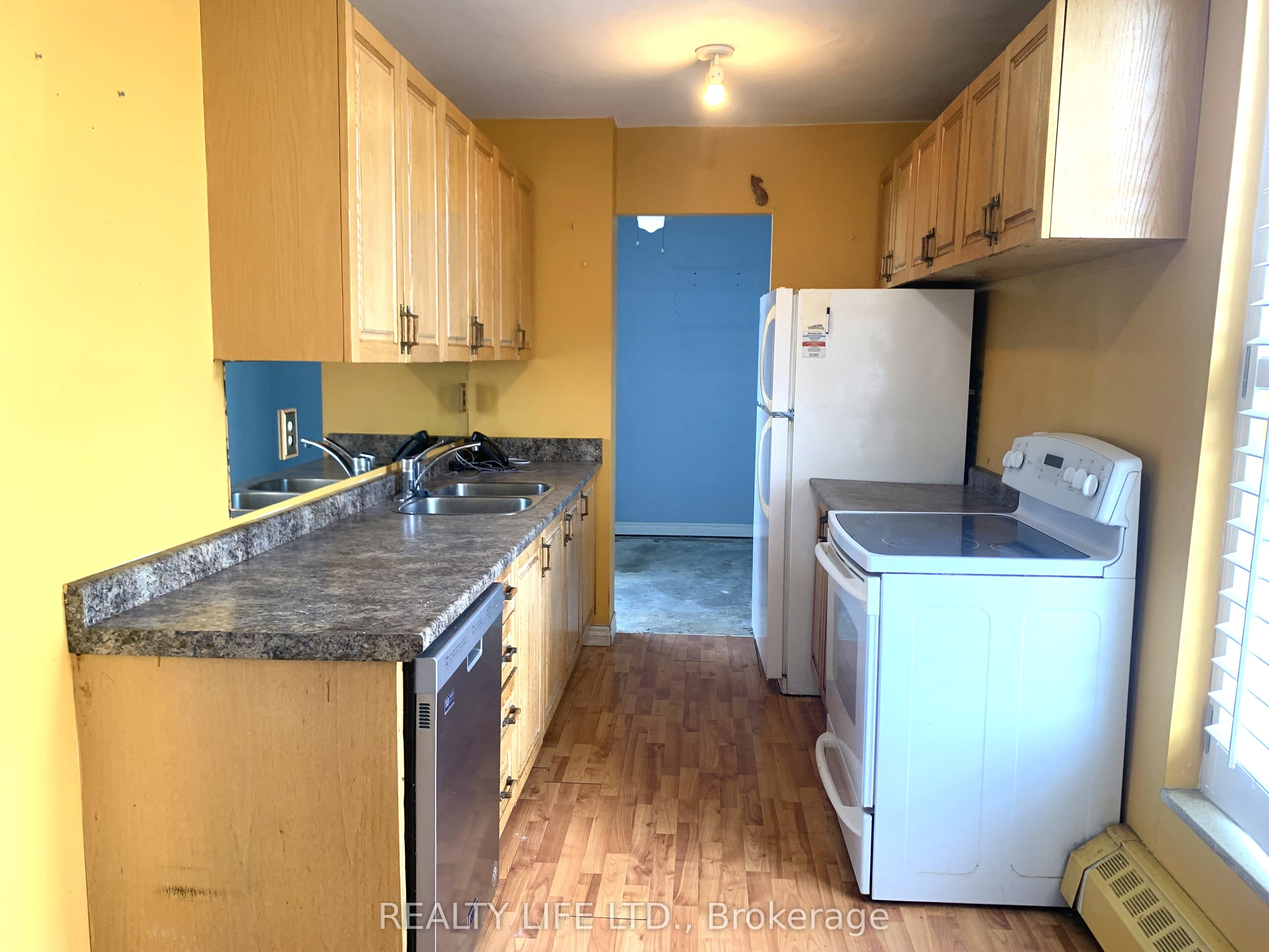 420 Mill Road 1709 Property Photo 5