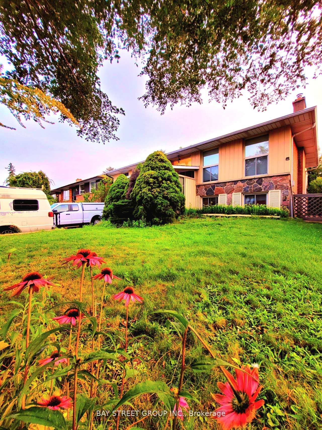 238 The West Mall N/a Property Photo 13