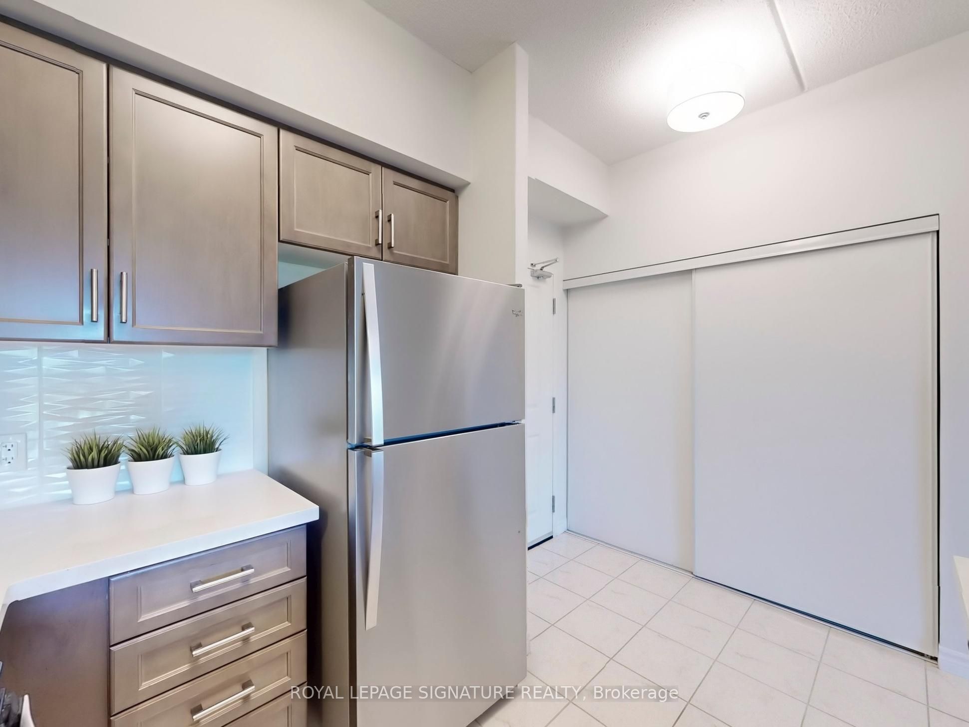 #215 - 630 Sauve Street Property Photo 15