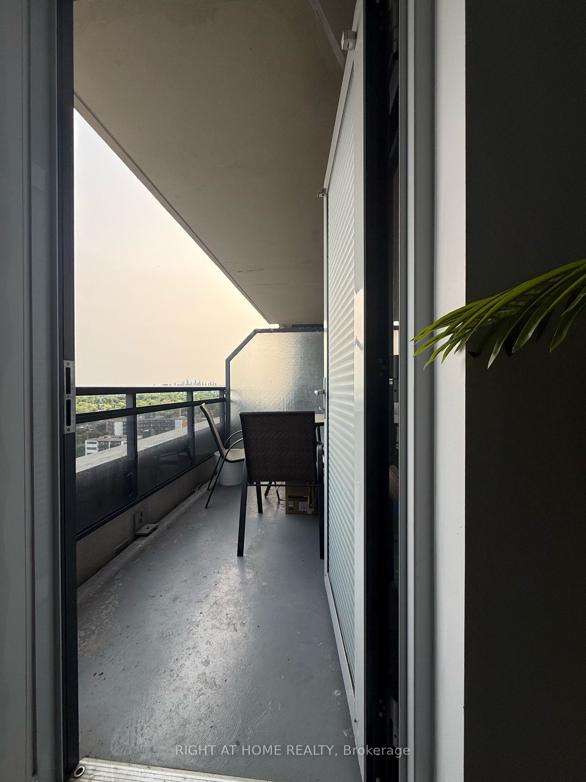 #3212 - 30 Shore Breeze Drive Property Photo 11
