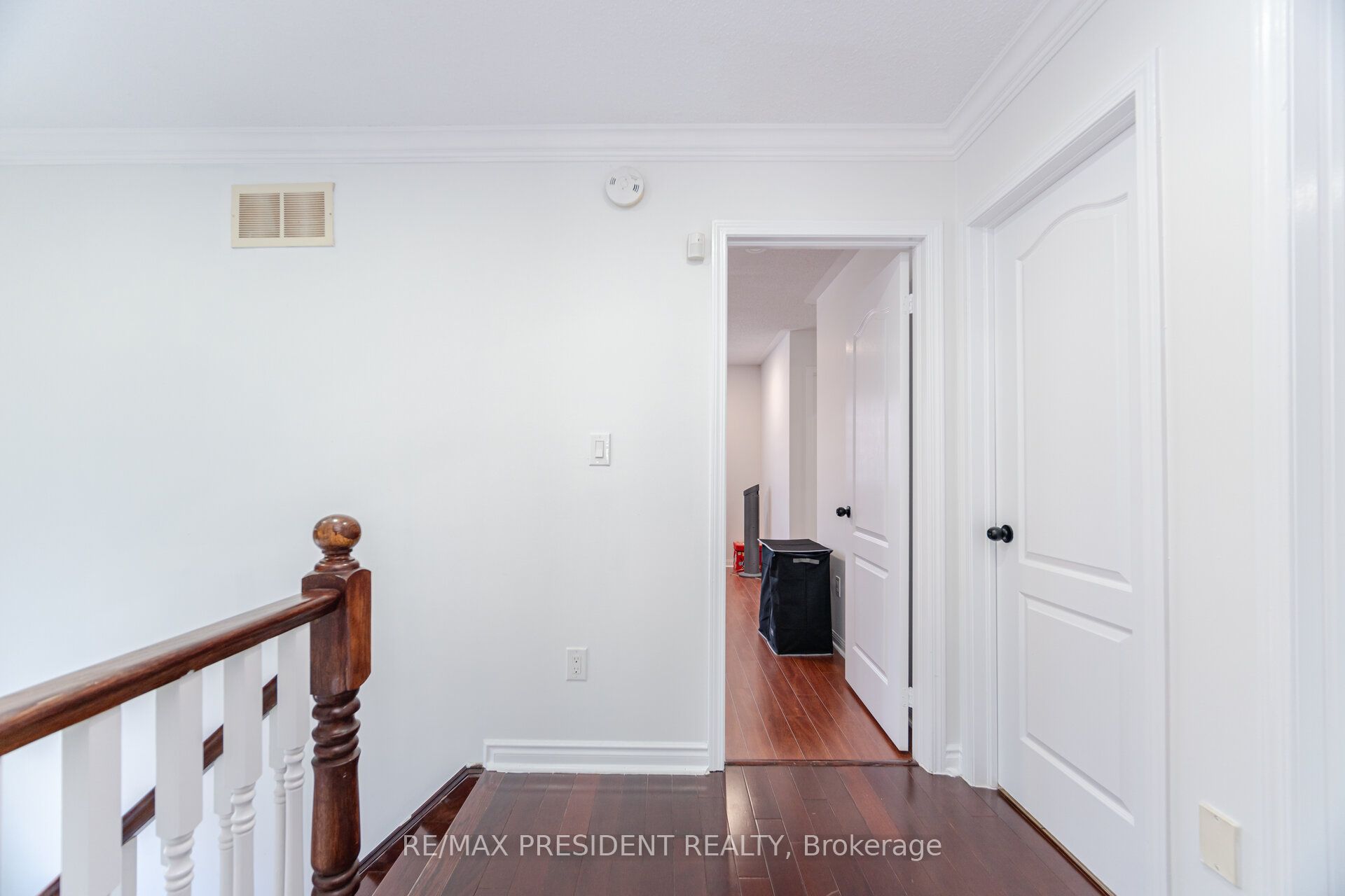 58 Frontenac Crescent Property Photo 22
