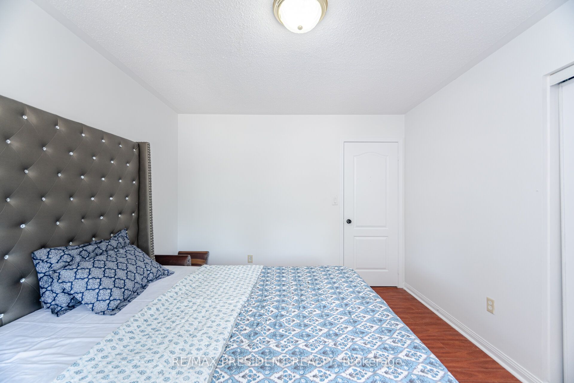 58 Frontenac Crescent Property Photo 32