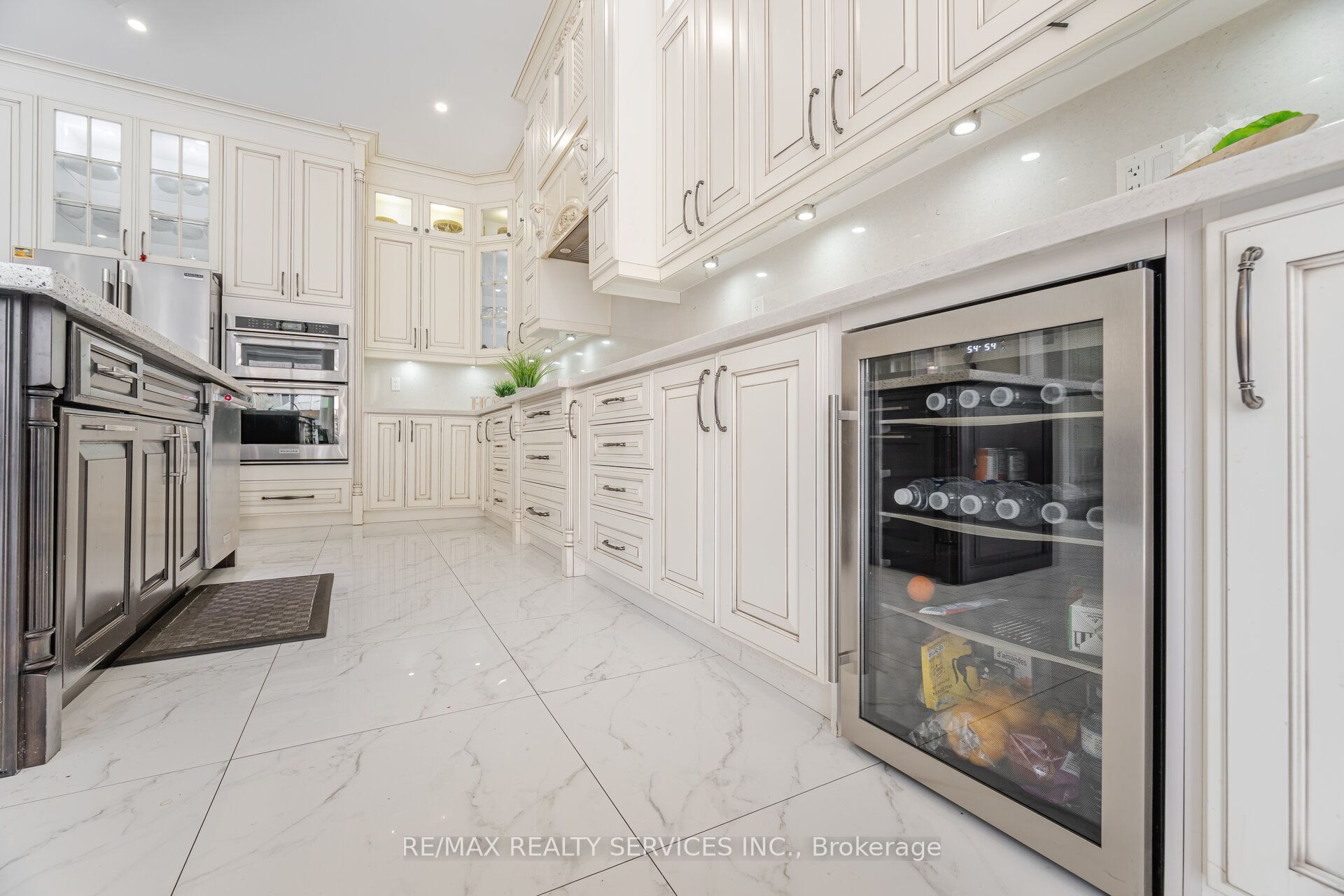 16 Venue Road Property Photo 17