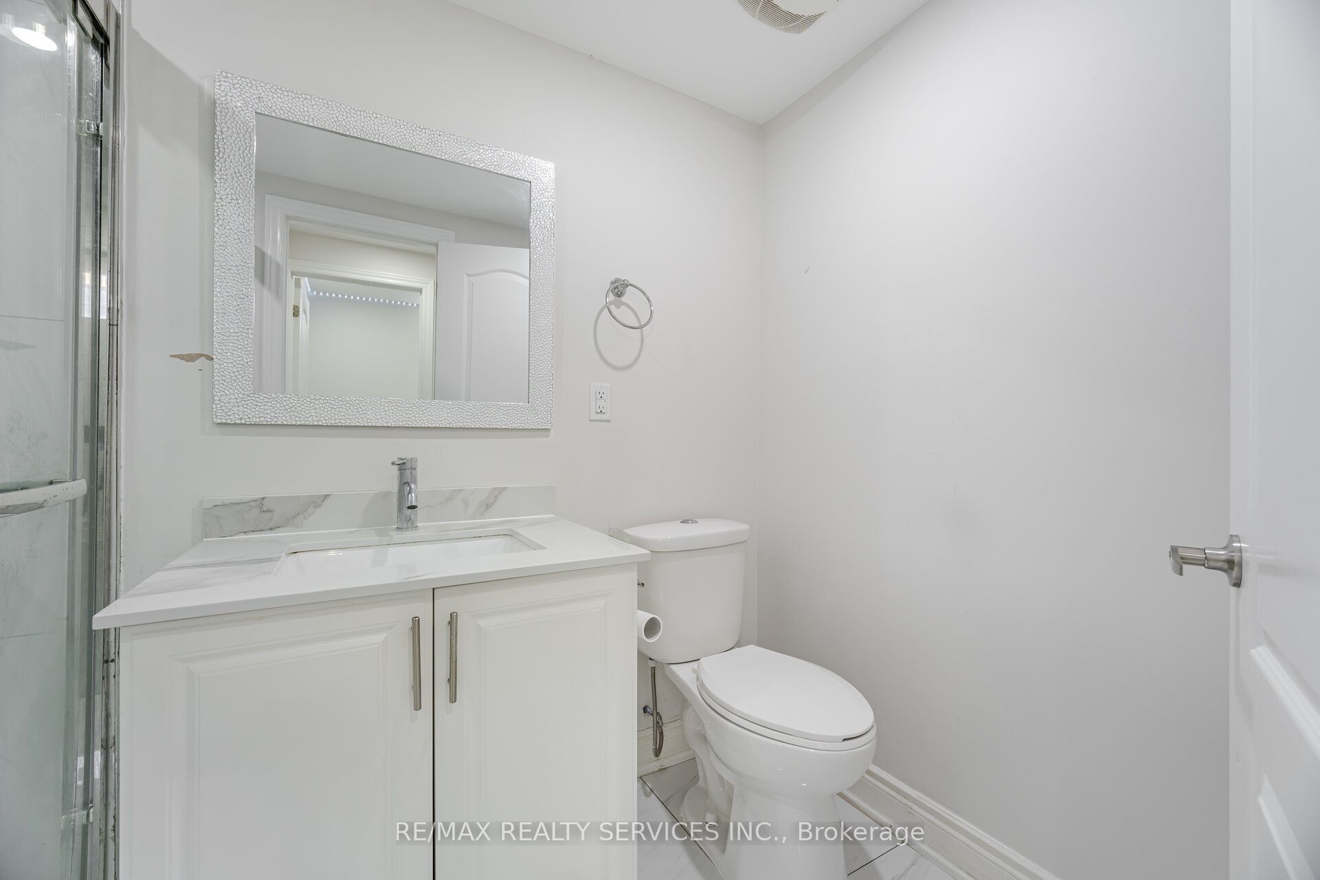 16 Venue Road Property Photo 49