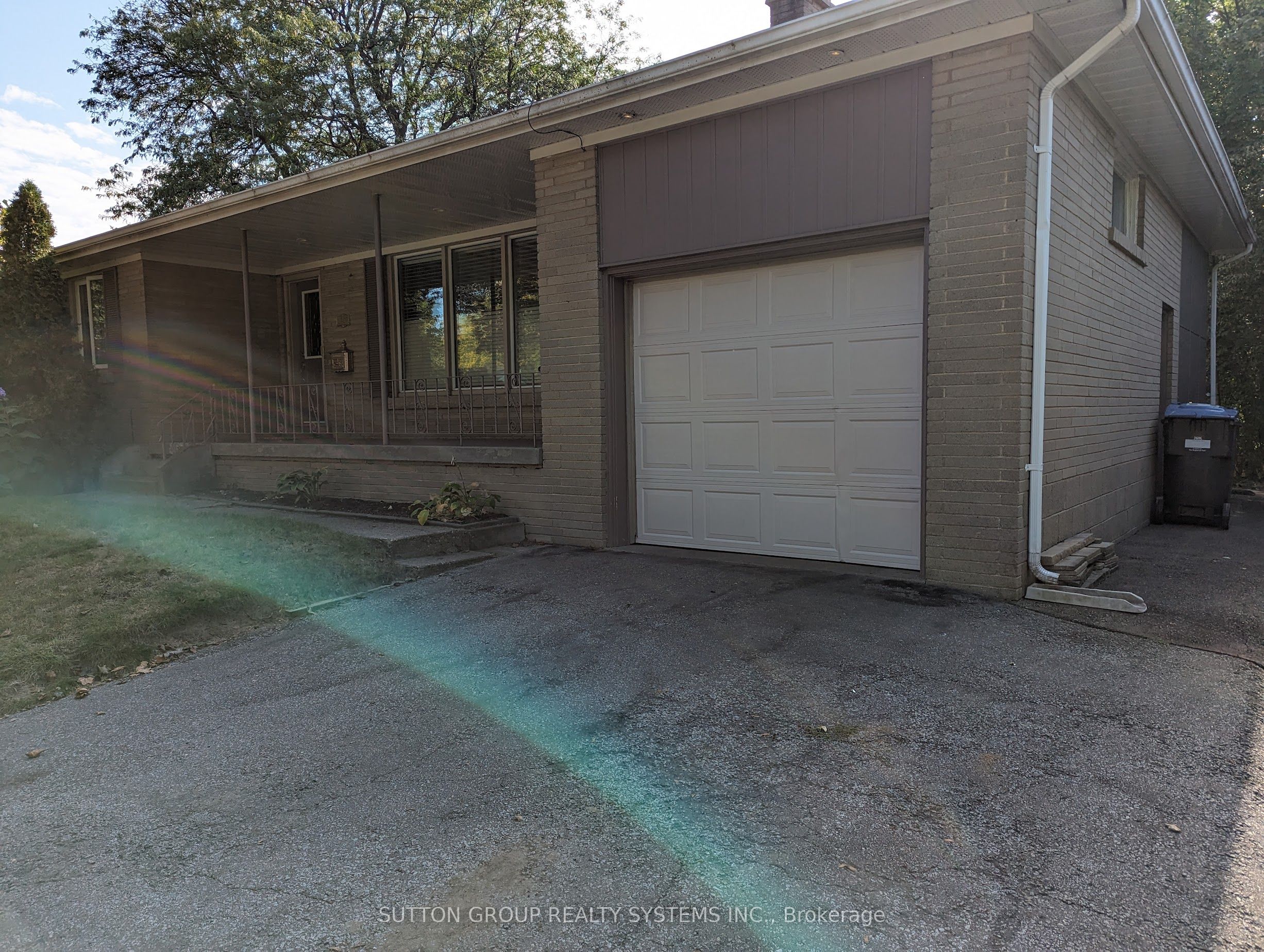 1292 Twin Oaks Dell N/a Property Photo 3