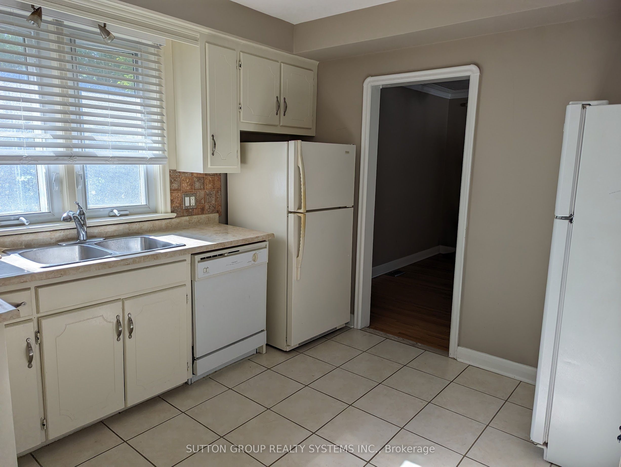 1292 Twin Oaks Dell N/a Property Photo 11