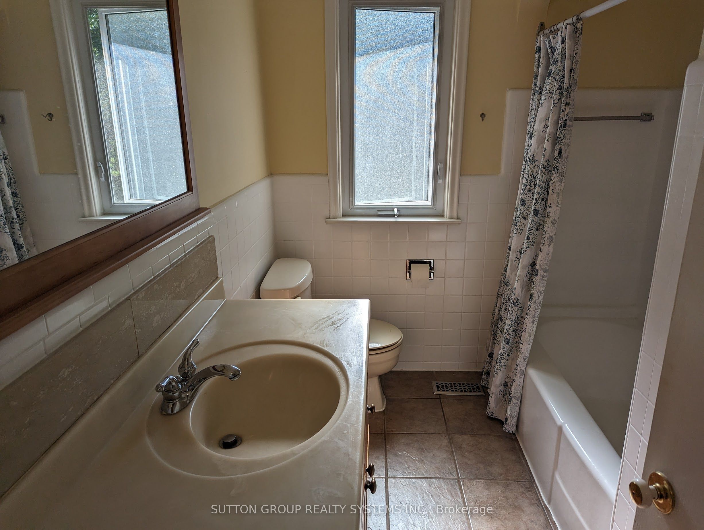 1292 Twin Oaks Dell N/a Property Photo 16