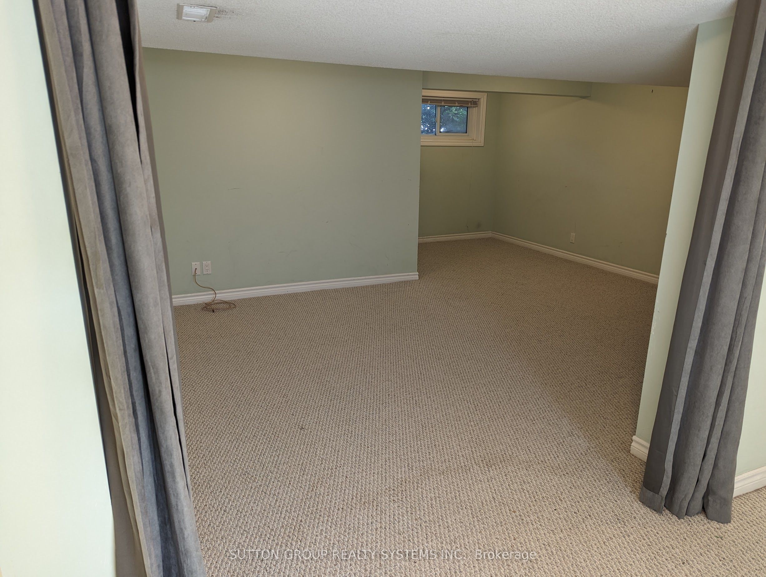 1292 Twin Oaks Dell N/a Property Photo 25