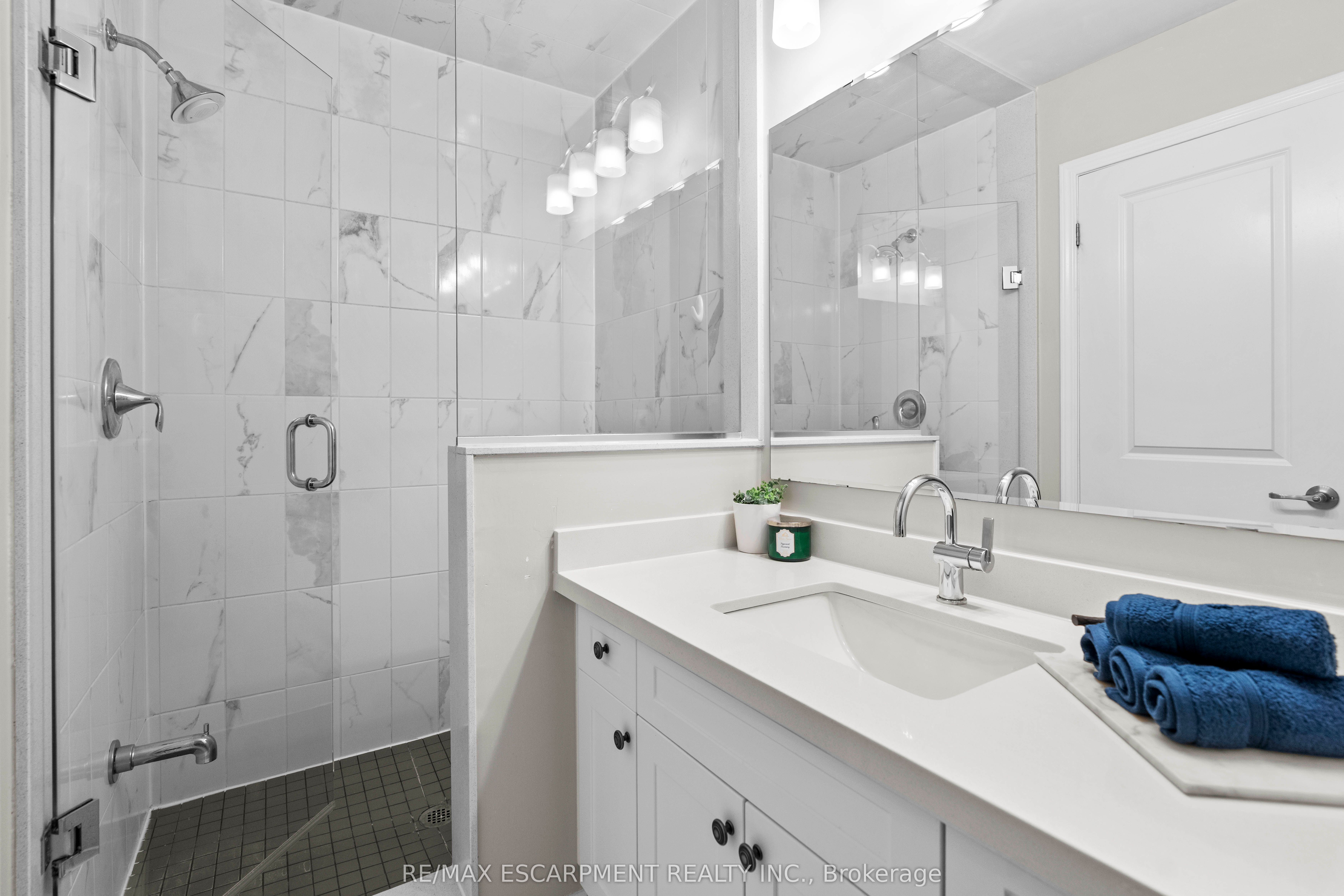 352 Timberland Gate Property Photo 19
