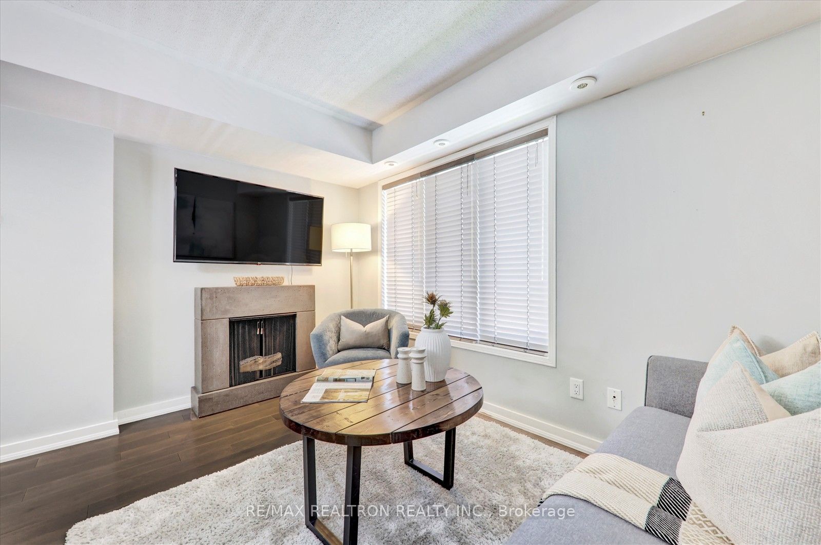 35 Foundry Avenue 34 Property Photo 15