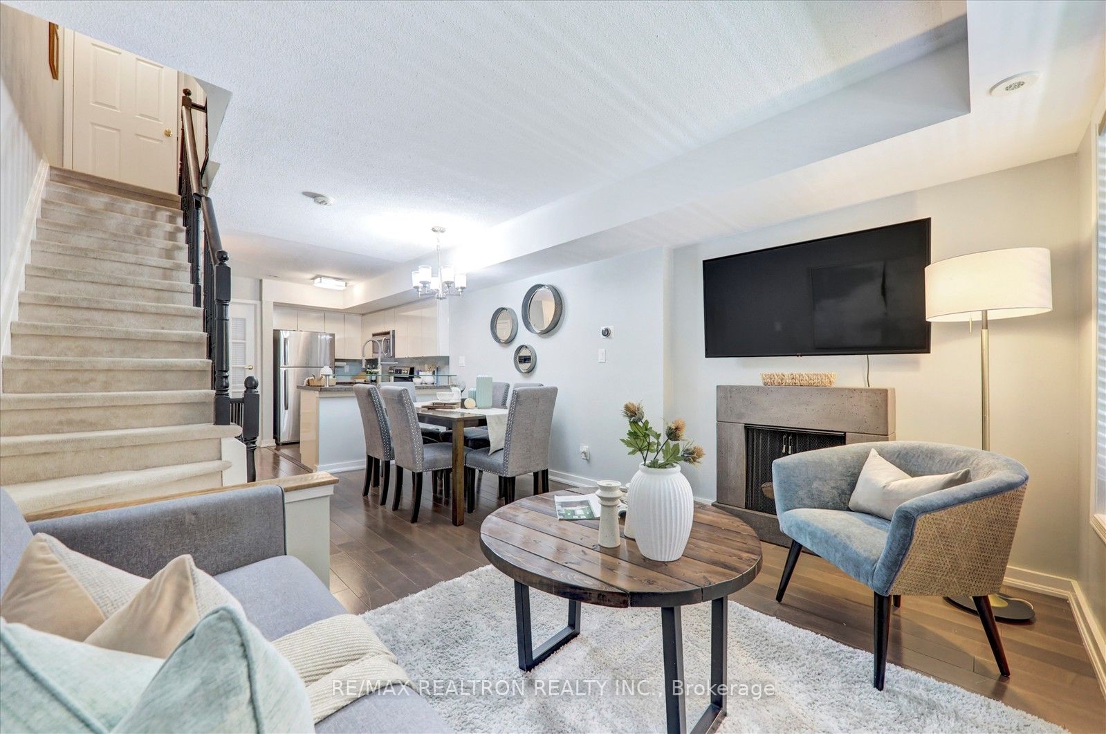 35 Foundry Avenue 34 Property Photo 17
