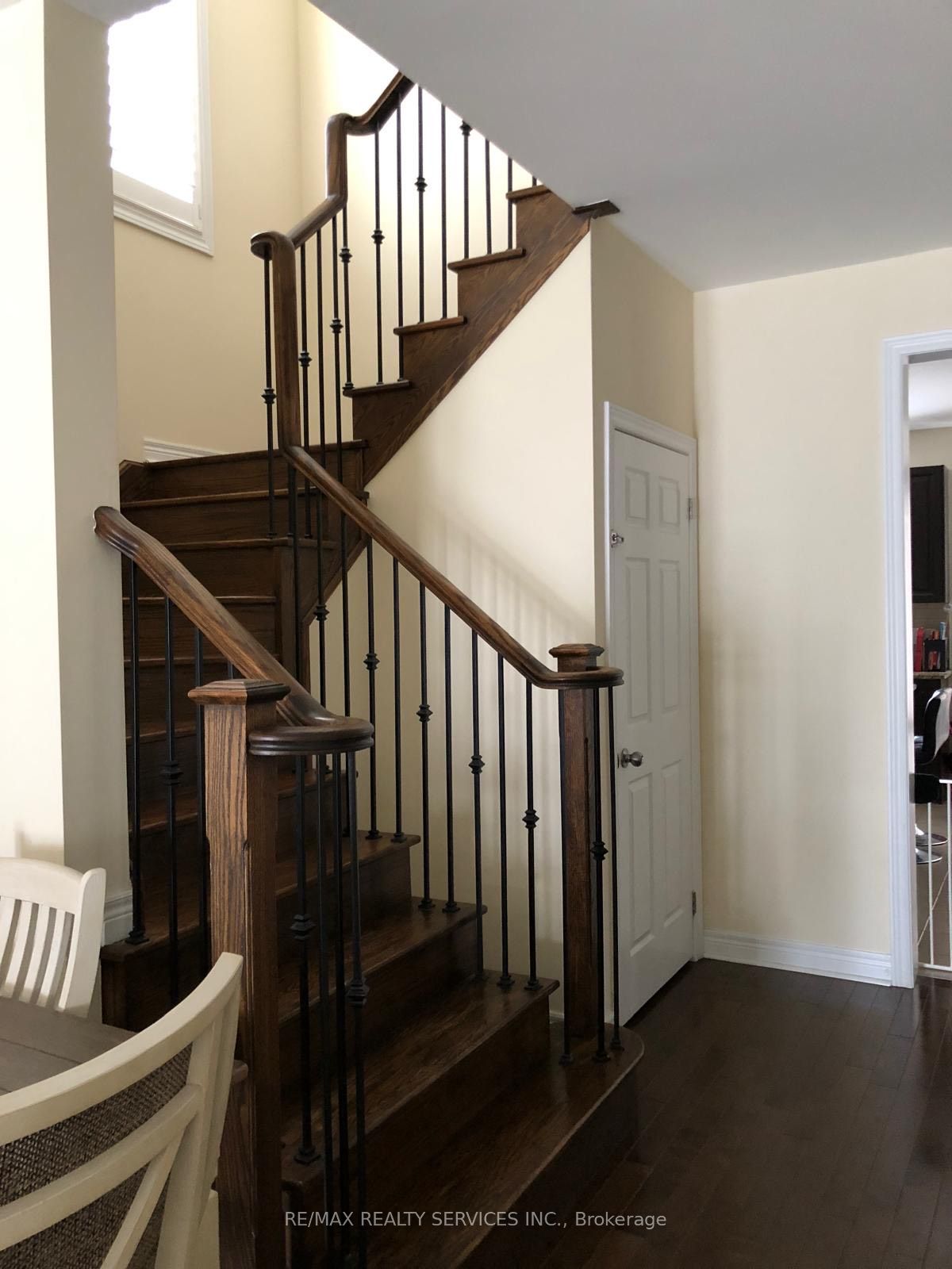 9 Beechmont Drive Property Photo 3