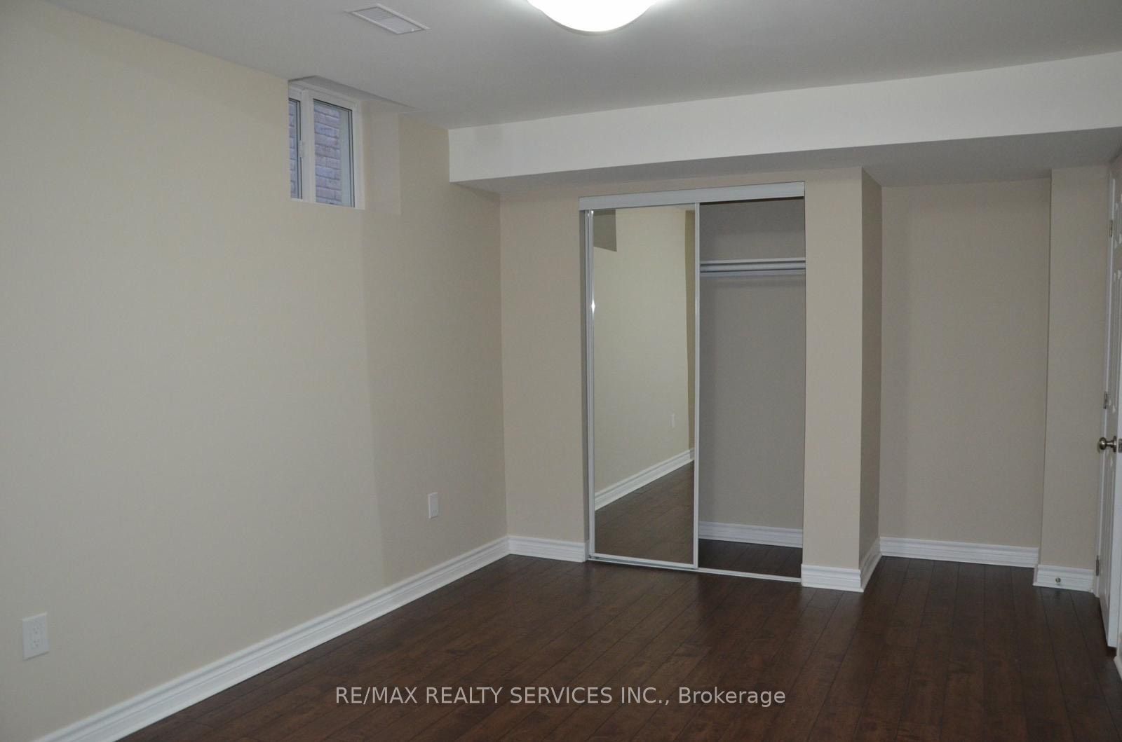 9 Beechmont Drive Property Photo 10