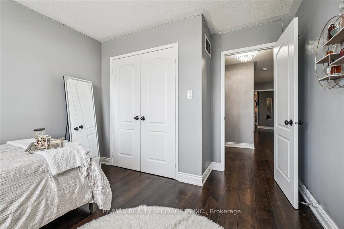 3433 Sunlight Street Property Photo 25