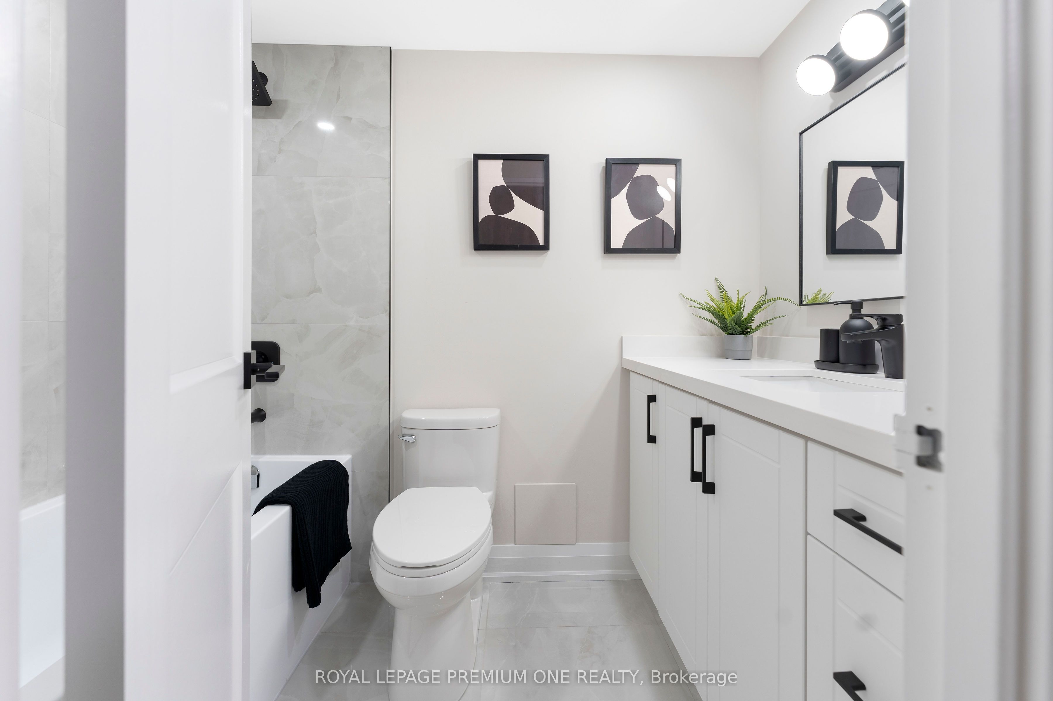 #608 - 60 Southport Street Property Photo 20