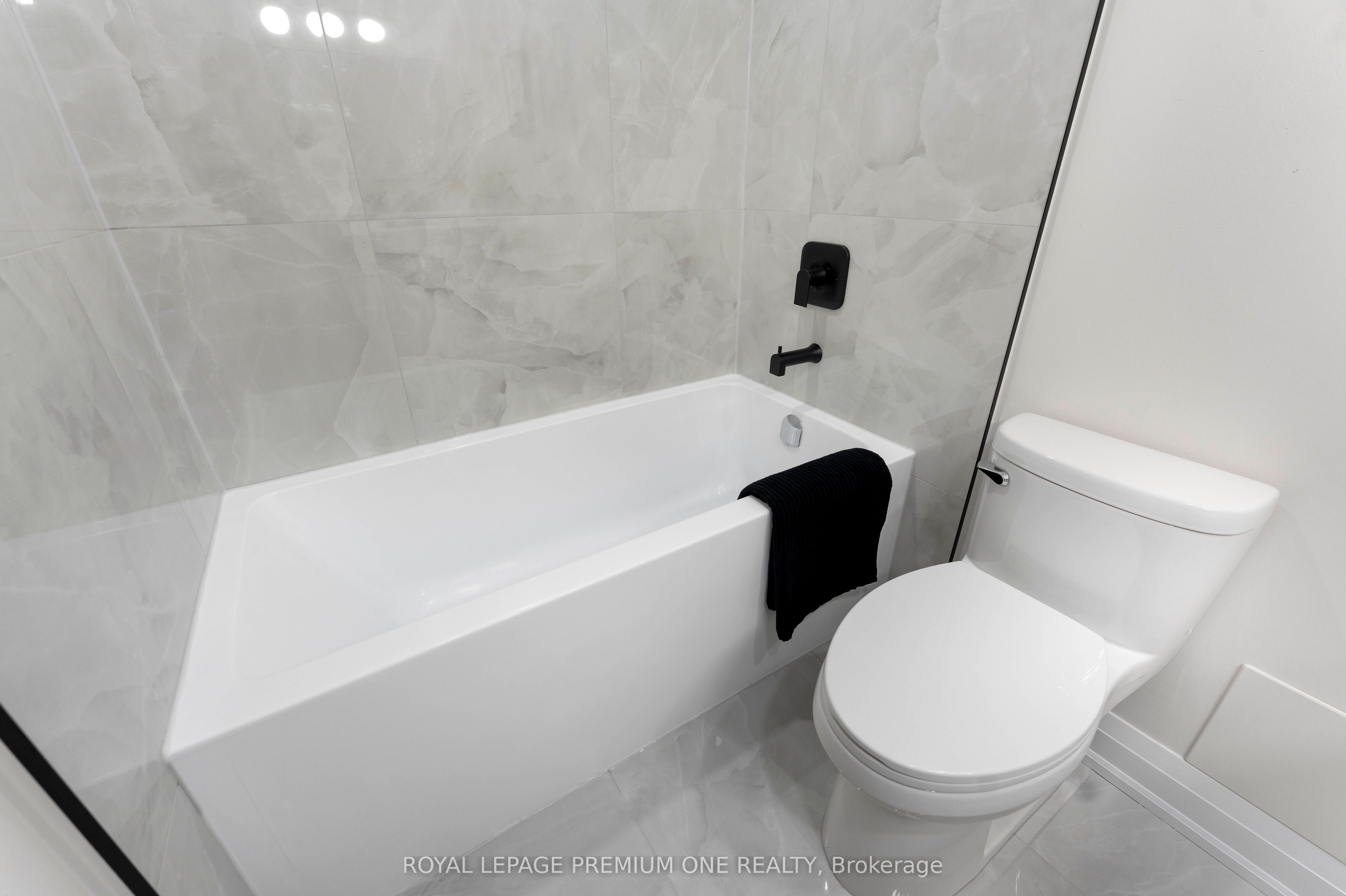 #608 - 60 Southport Street Property Photo 22