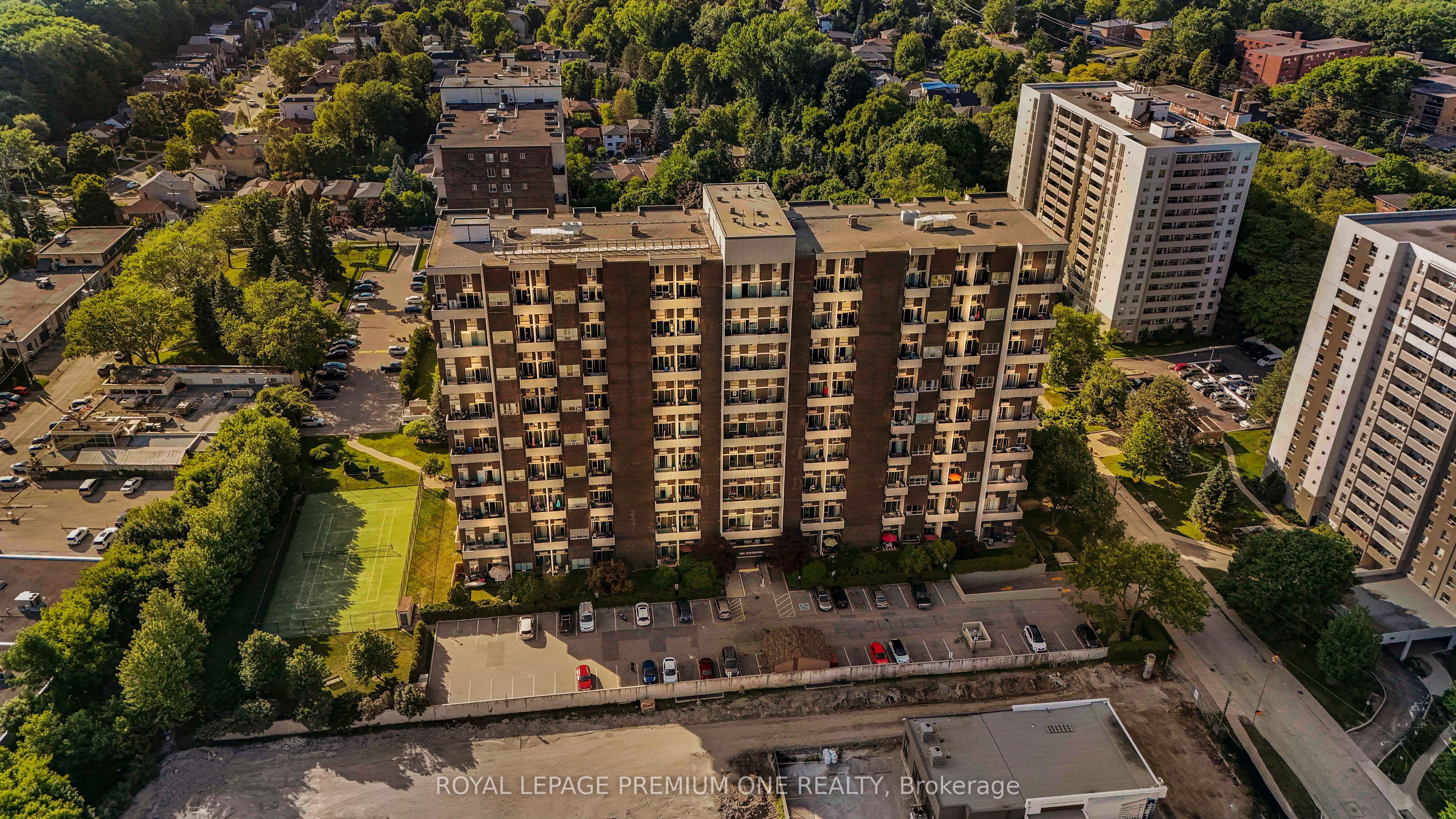 #608 - 60 Southport Street Property Photo 31