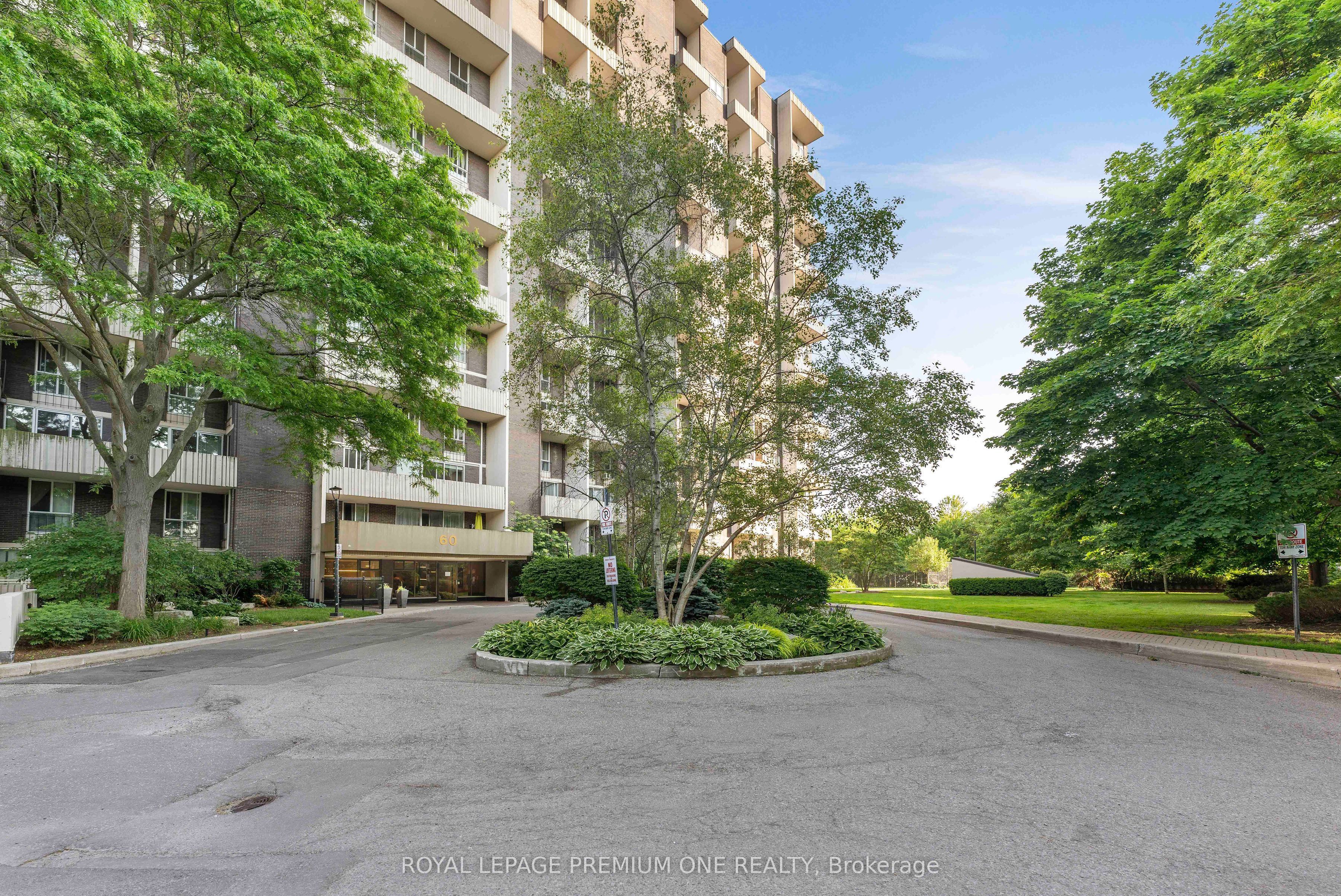 #608 - 60 Southport Street Property Photo 33