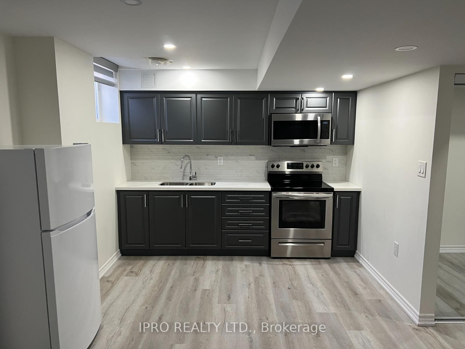 60 Bandera Drive Property Photo 2