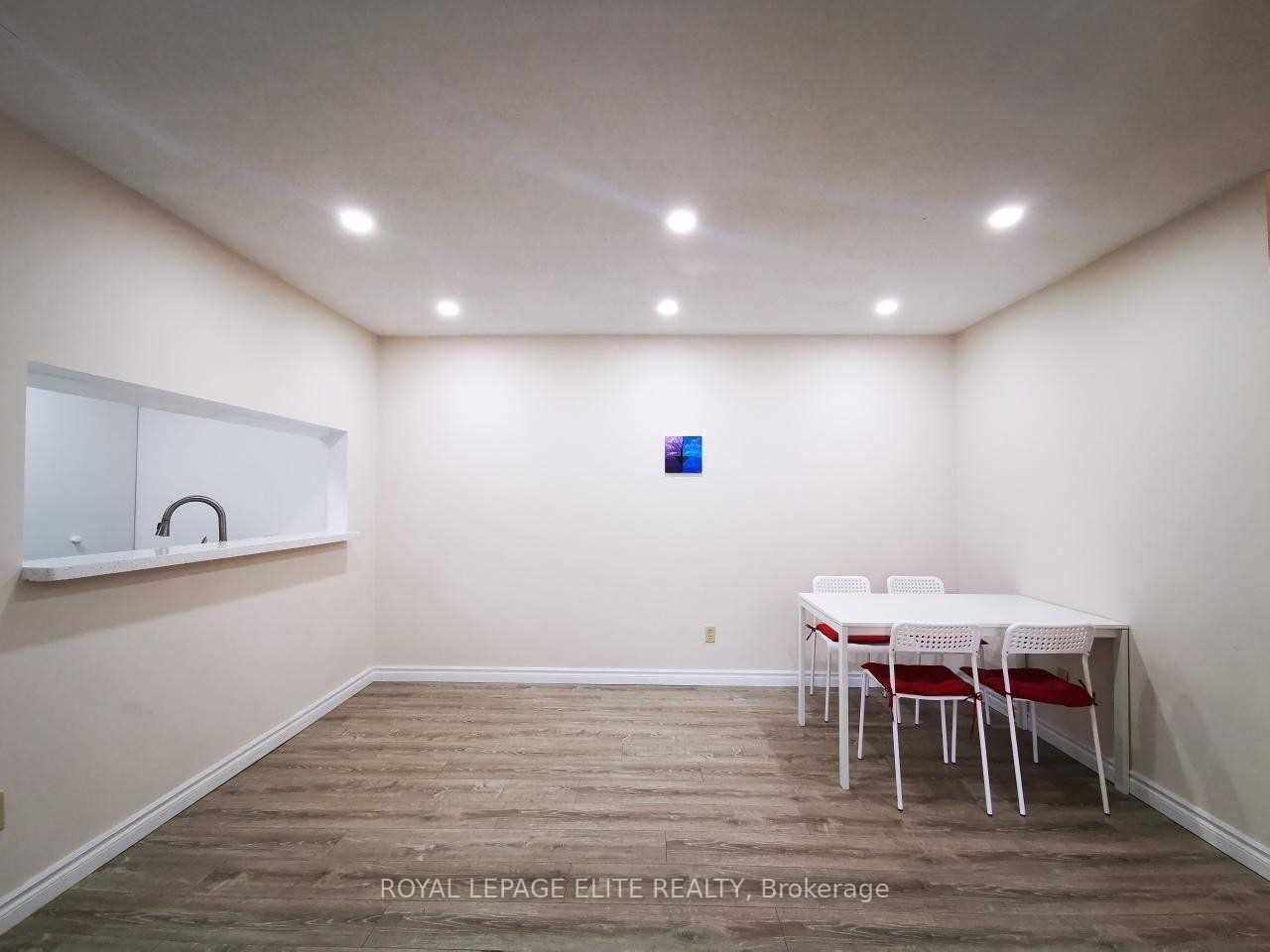 #714 - 1450 Glen Abbey Gate Property Photo 6