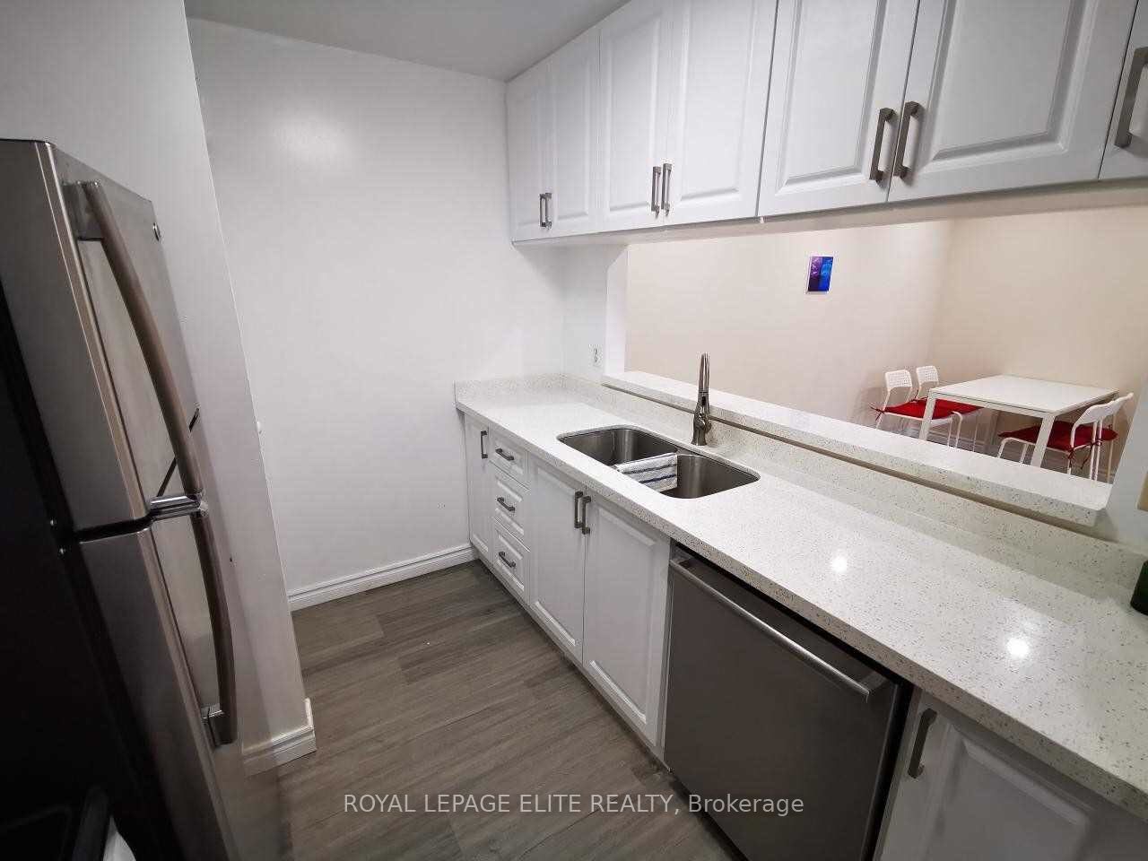 #714 - 1450 Glen Abbey Gate Property Photo 11