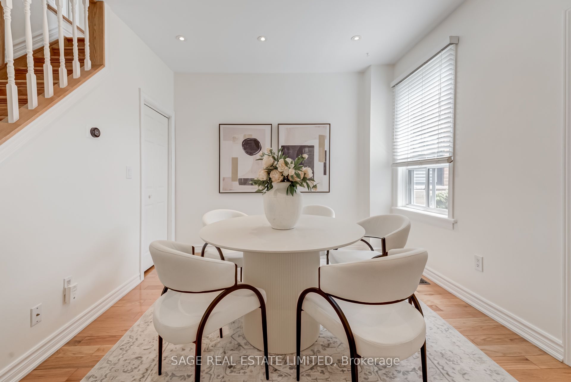 #upper - 17 Hugo Avenue Property Photo 13