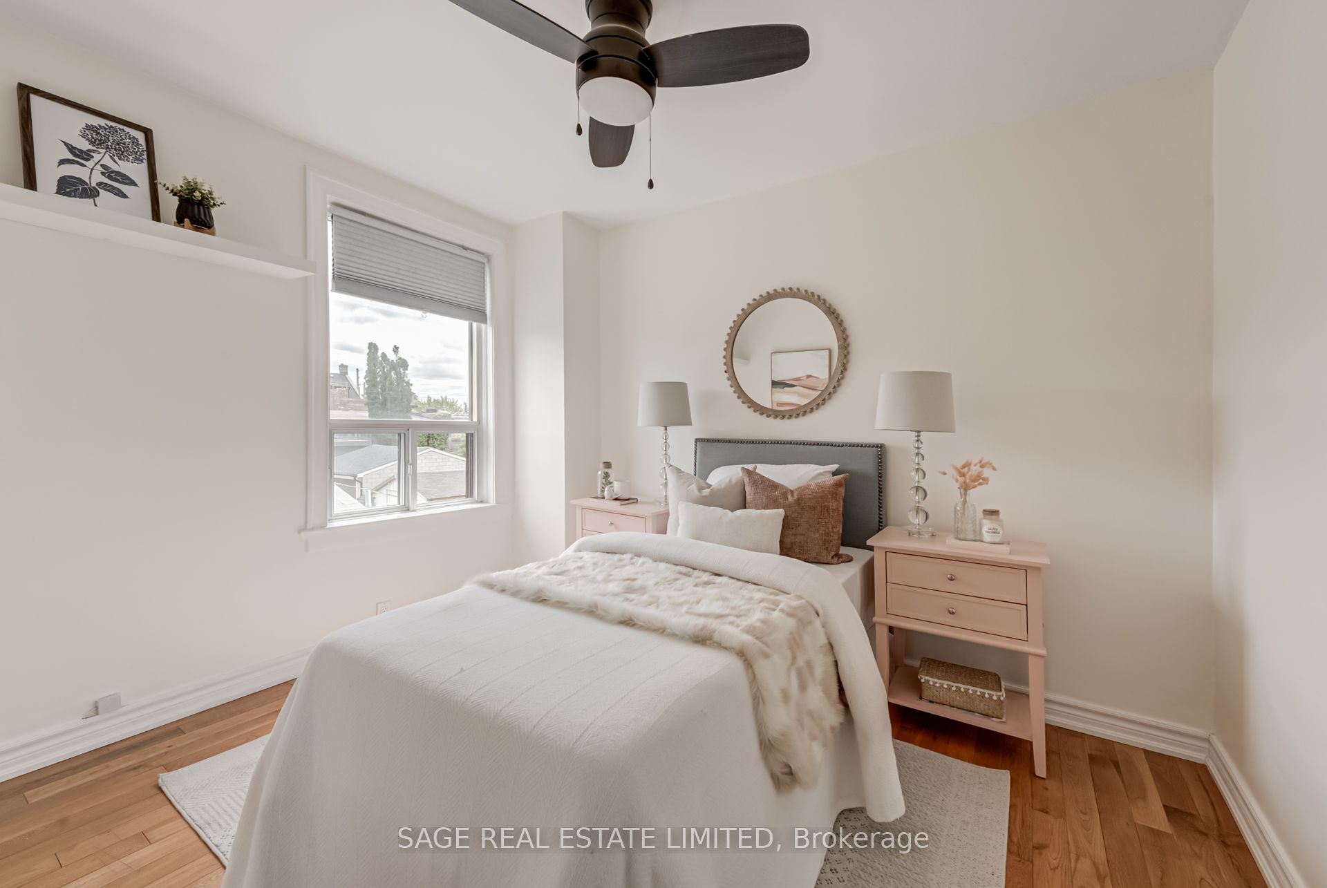 #upper - 17 Hugo Avenue Property Photo 18