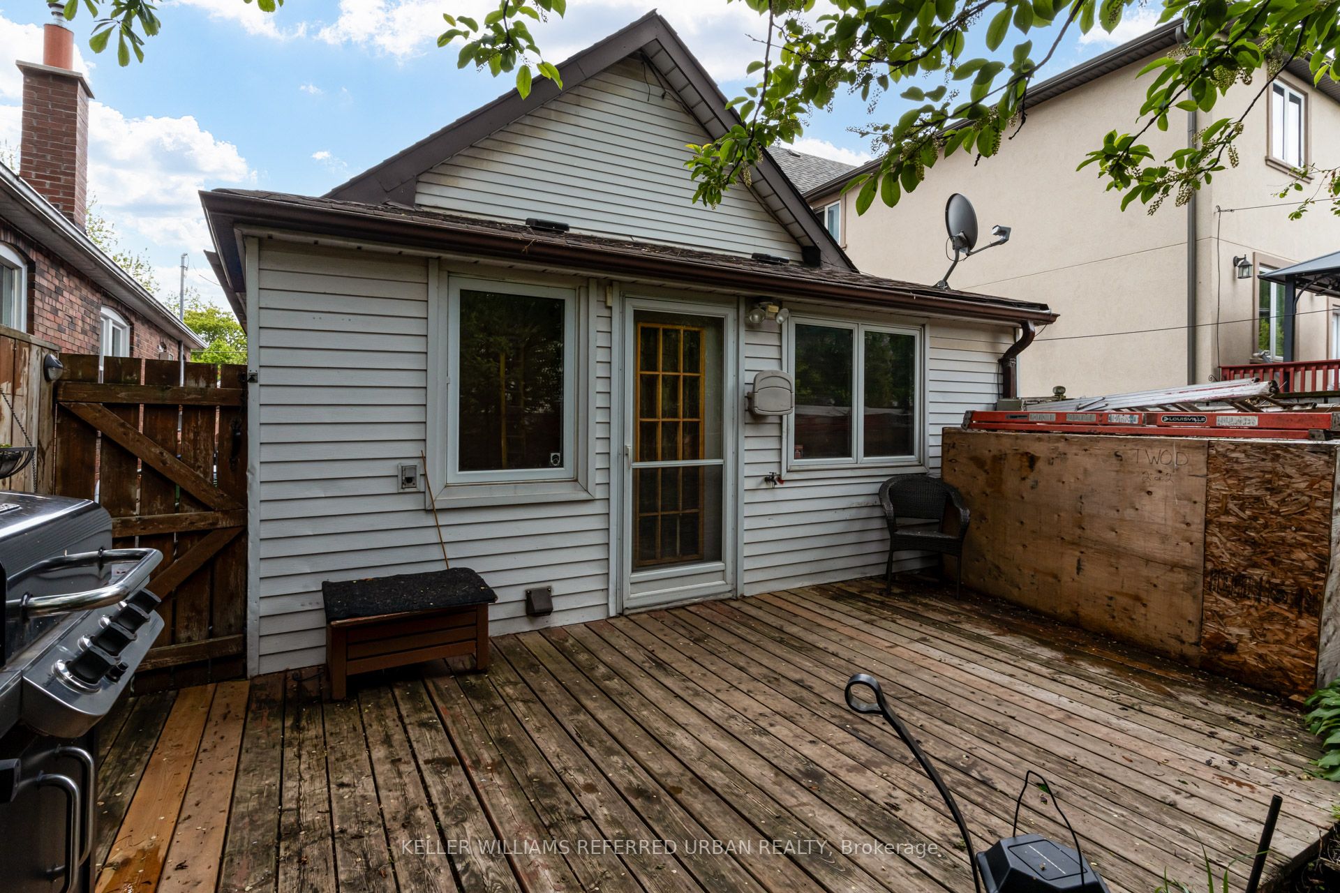 88 Sixteenth Street Property Photo 13