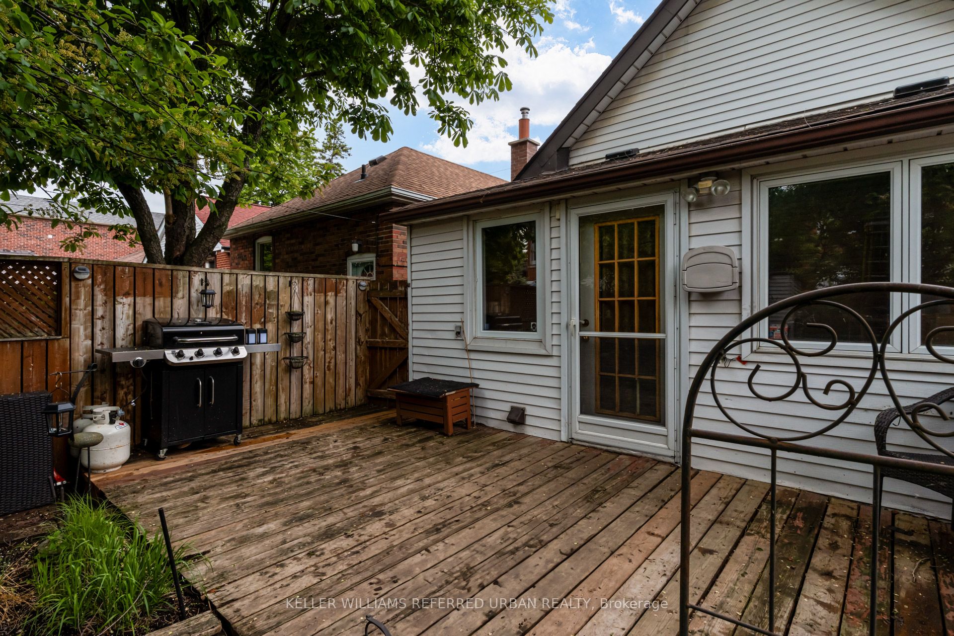 88 Sixteenth Street Property Photo 14