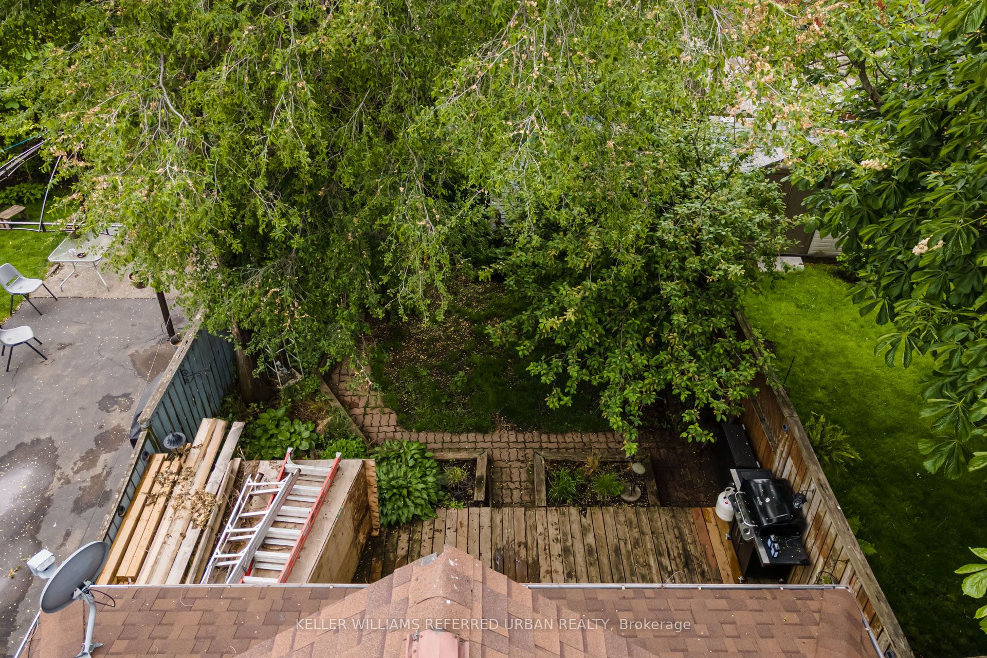 88 Sixteenth Street Property Photo 15