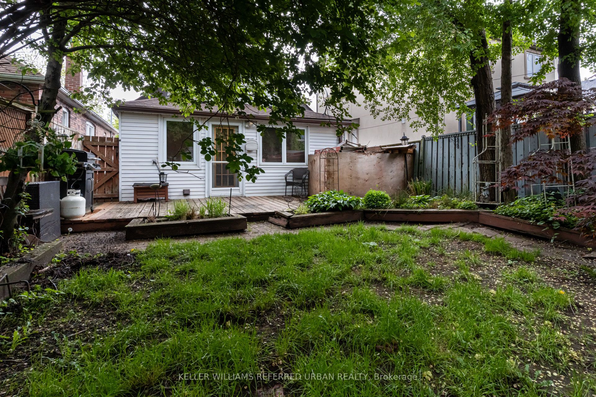 88 Sixteenth Street Property Photo 16
