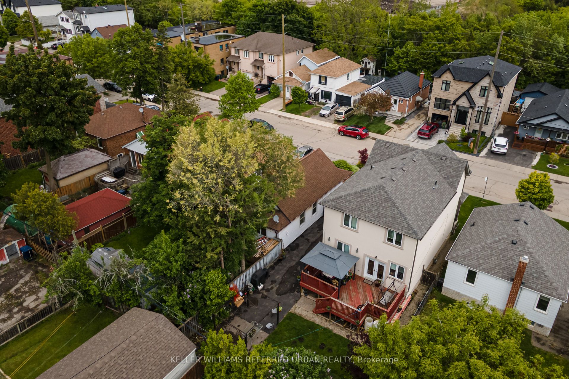 88 Sixteenth Street Property Photo 29