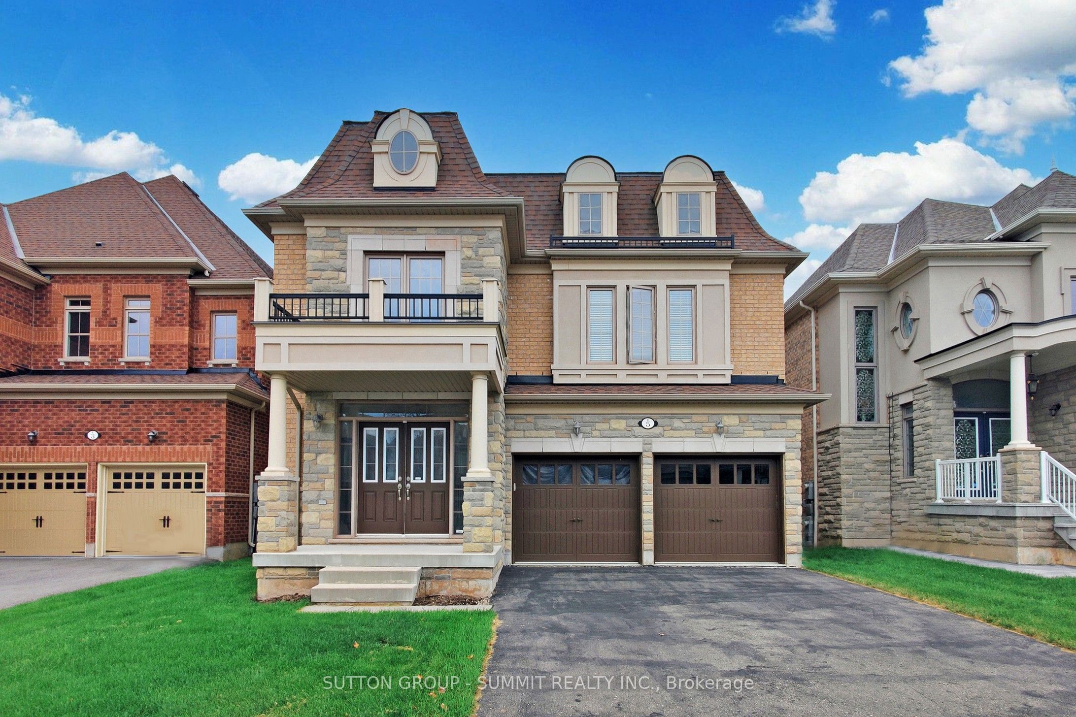 5 Ingleborough Drive Property Photo 1