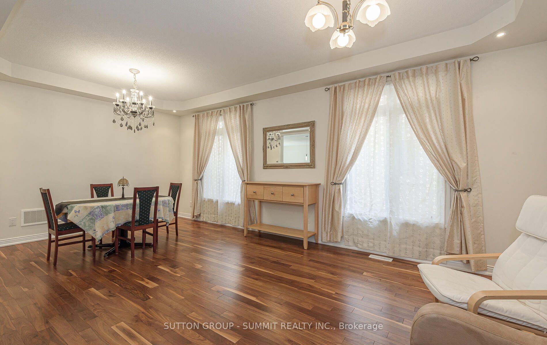5 Ingleborough Drive Property Photo 6