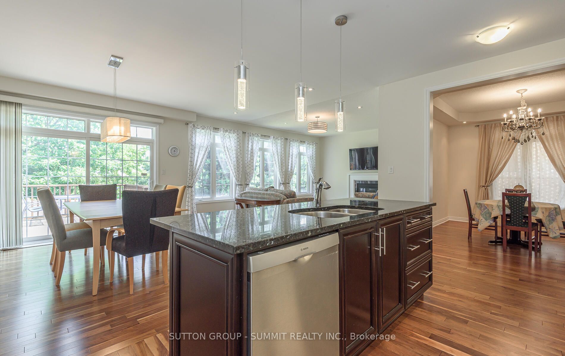 5 Ingleborough Drive Property Photo 12