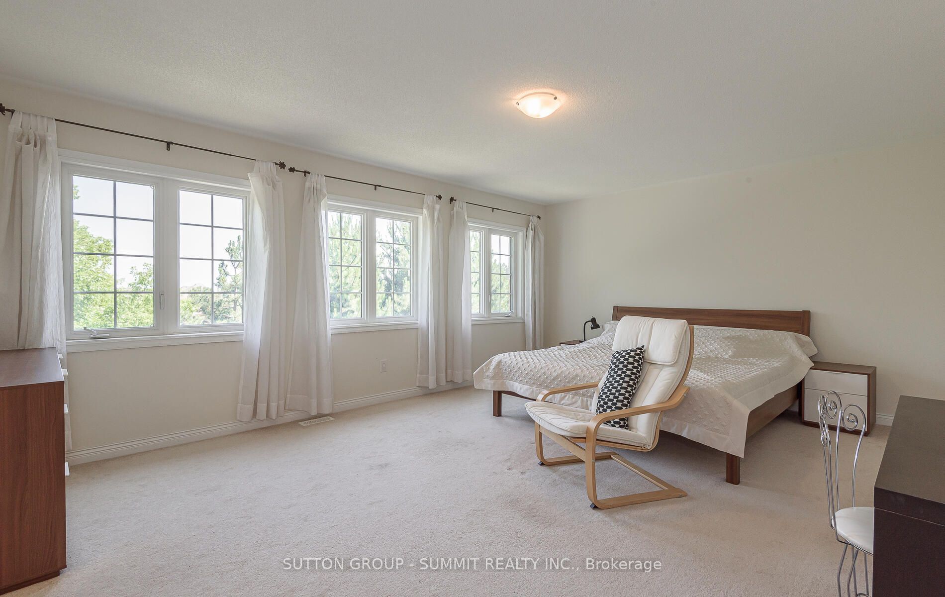 5 Ingleborough Drive Property Photo 23