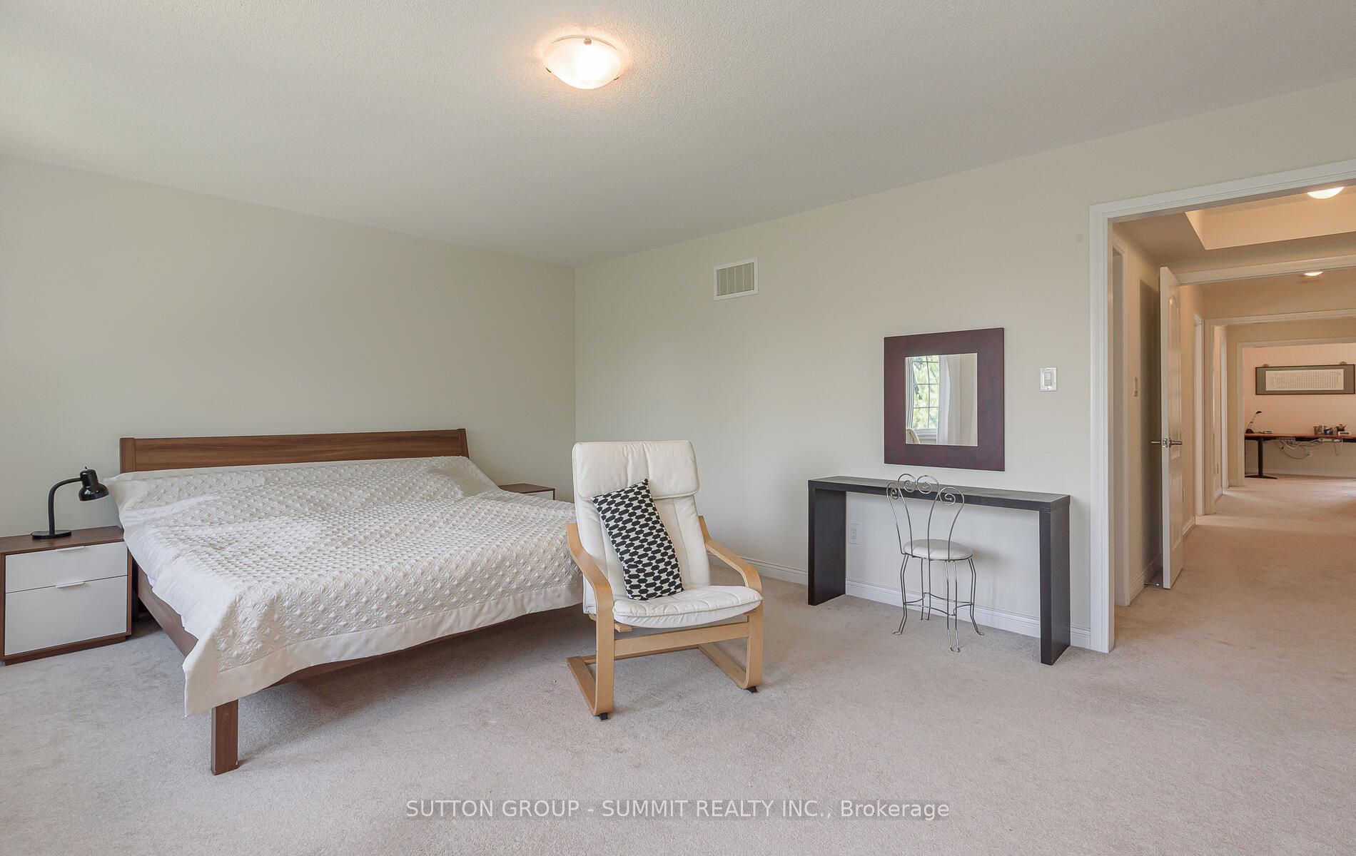 5 Ingleborough Drive Property Photo 24