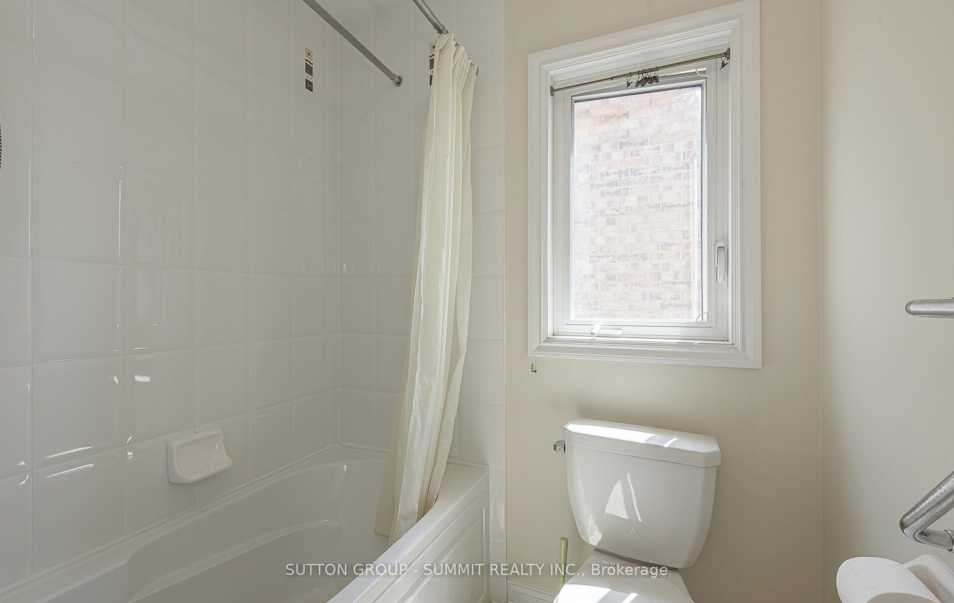 5 Ingleborough Drive Property Photo 35