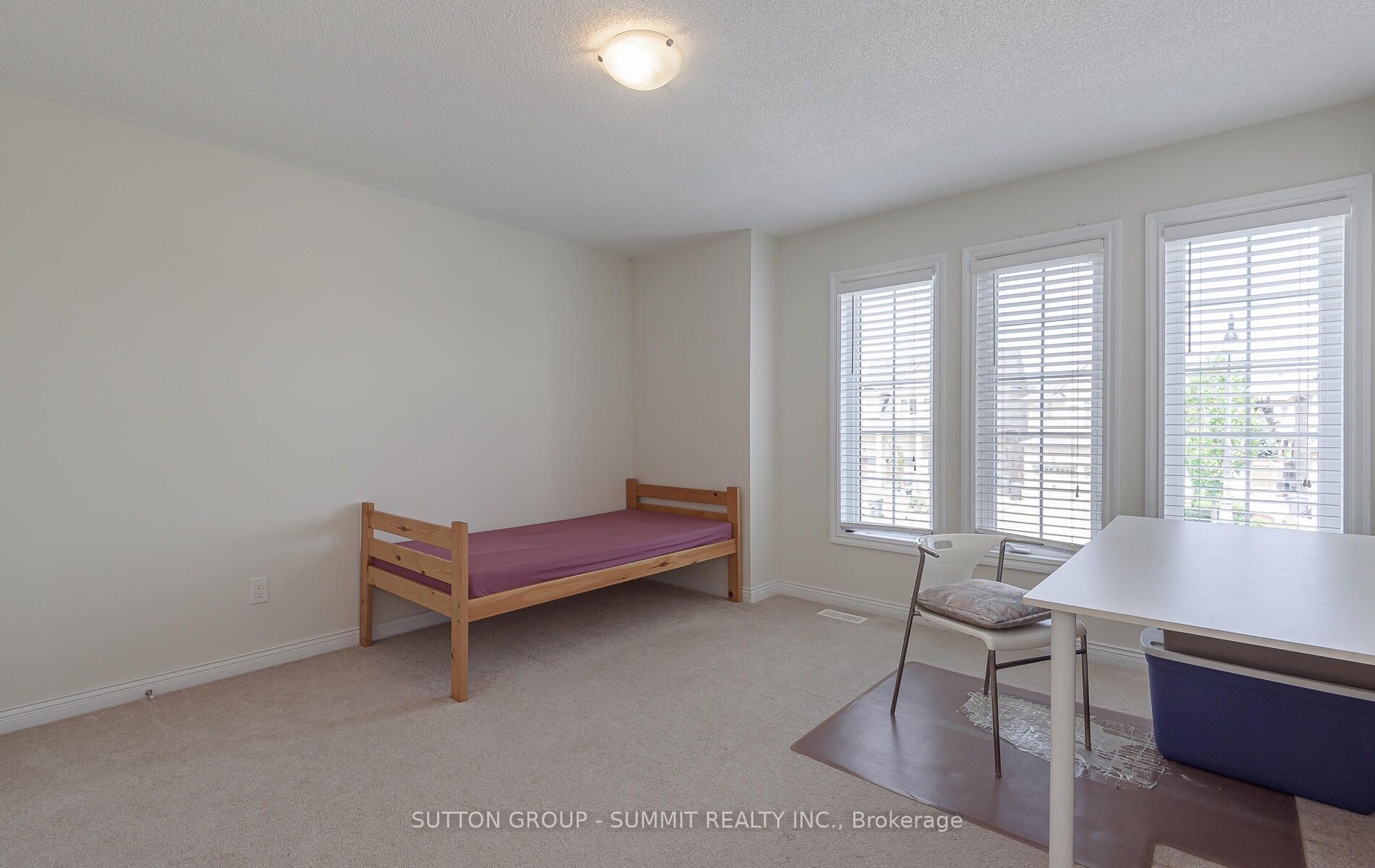 5 Ingleborough Drive Property Photo 37
