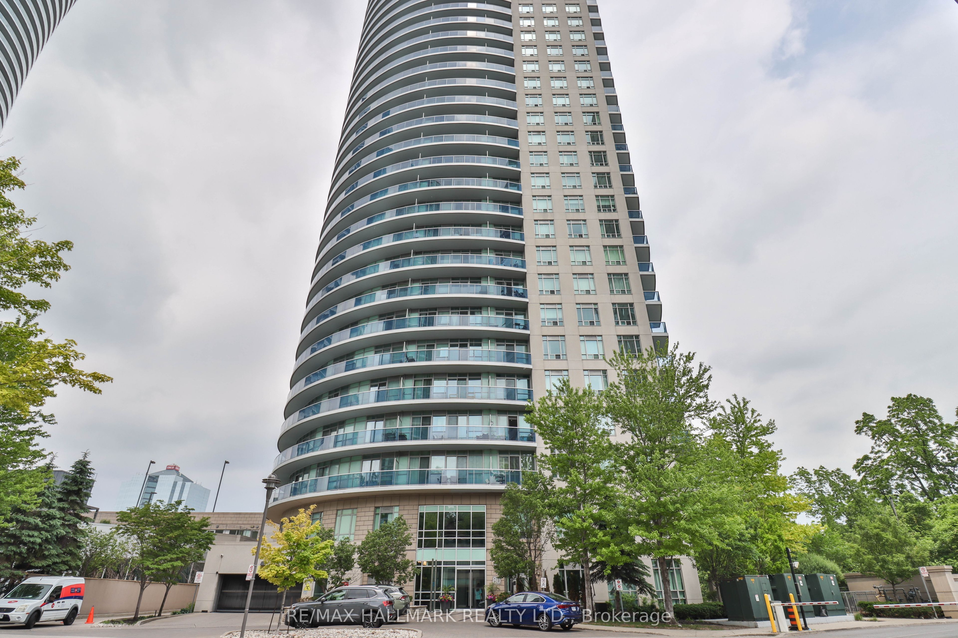 80 Absolute Avenue 511 Property Photo 1