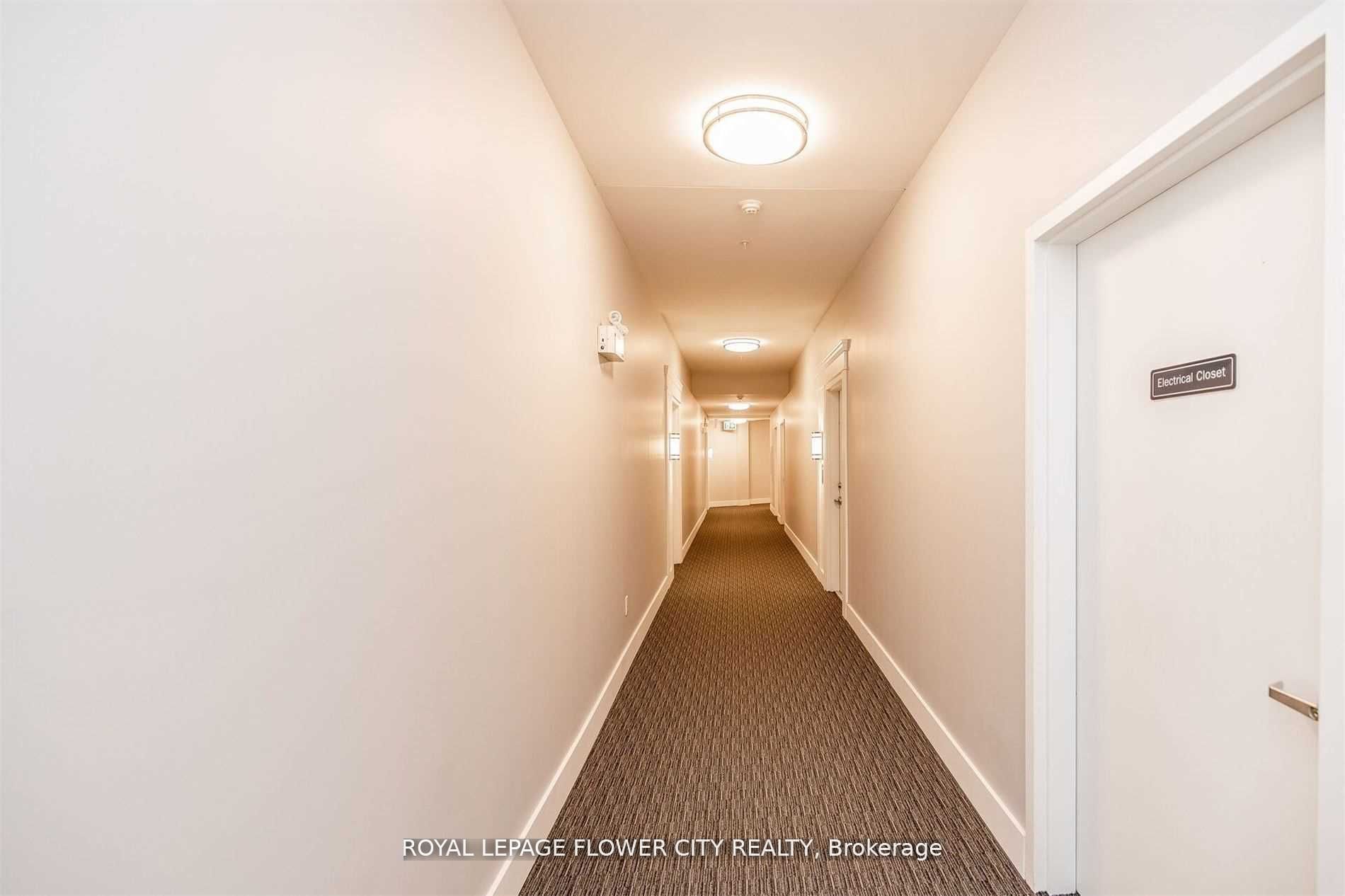 630 Sauve Street 404 Property Photo 7