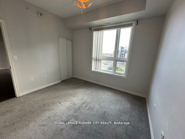630 Sauve Street 404 Property Photo 35