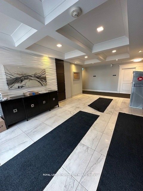 630 Sauve Street 404 Property Photo 45