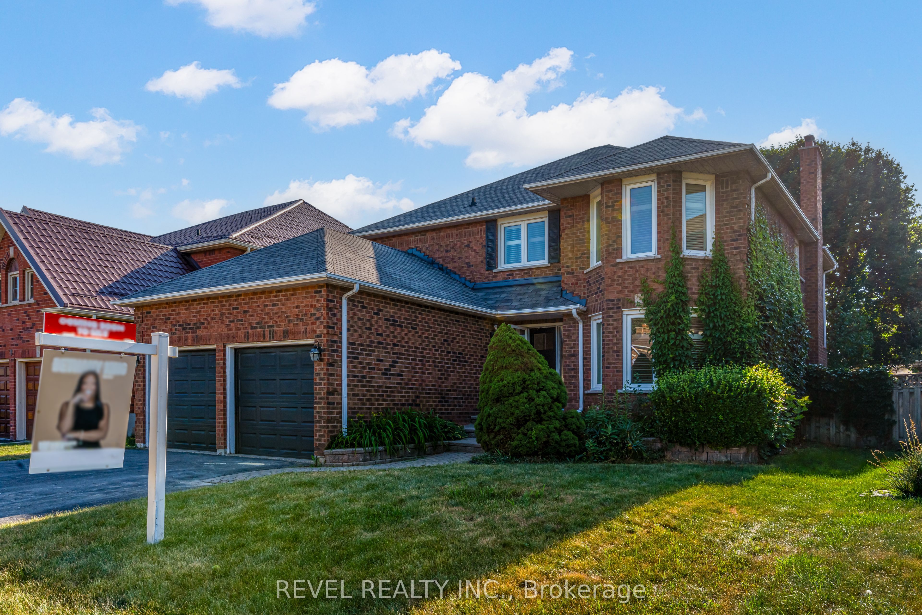 6 Lone Oak Avenue Property Photo 2