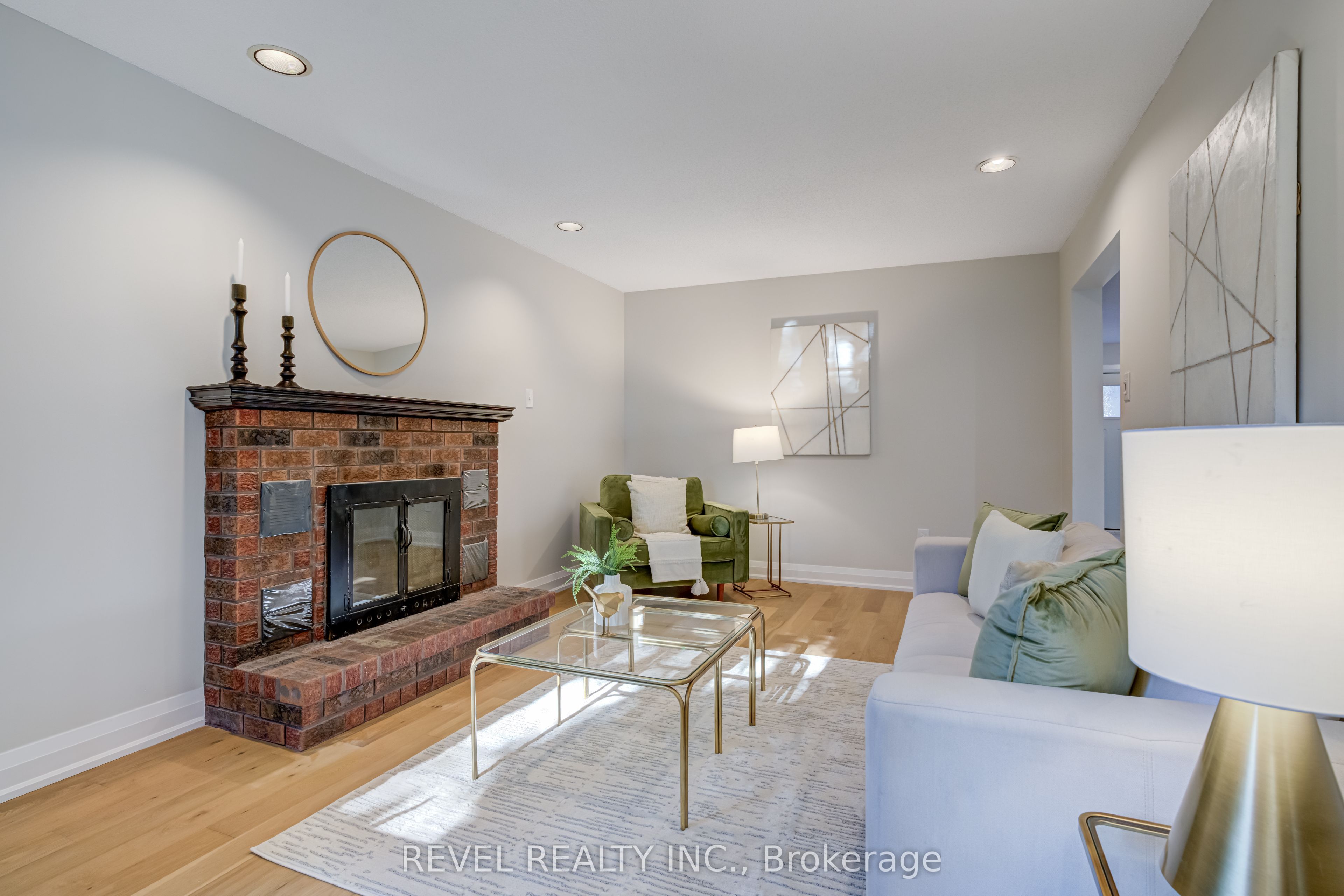 6 Lone Oak Avenue Property Photo 9