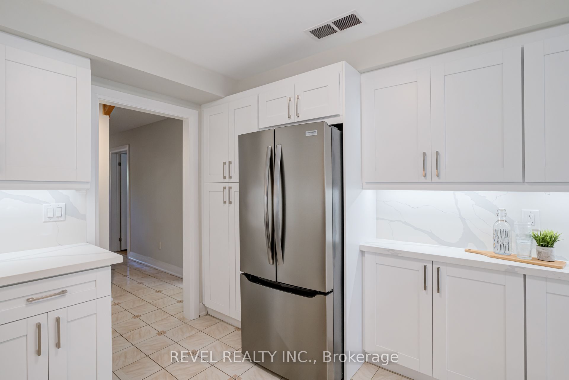 6 Lone Oak Avenue Property Photo 16