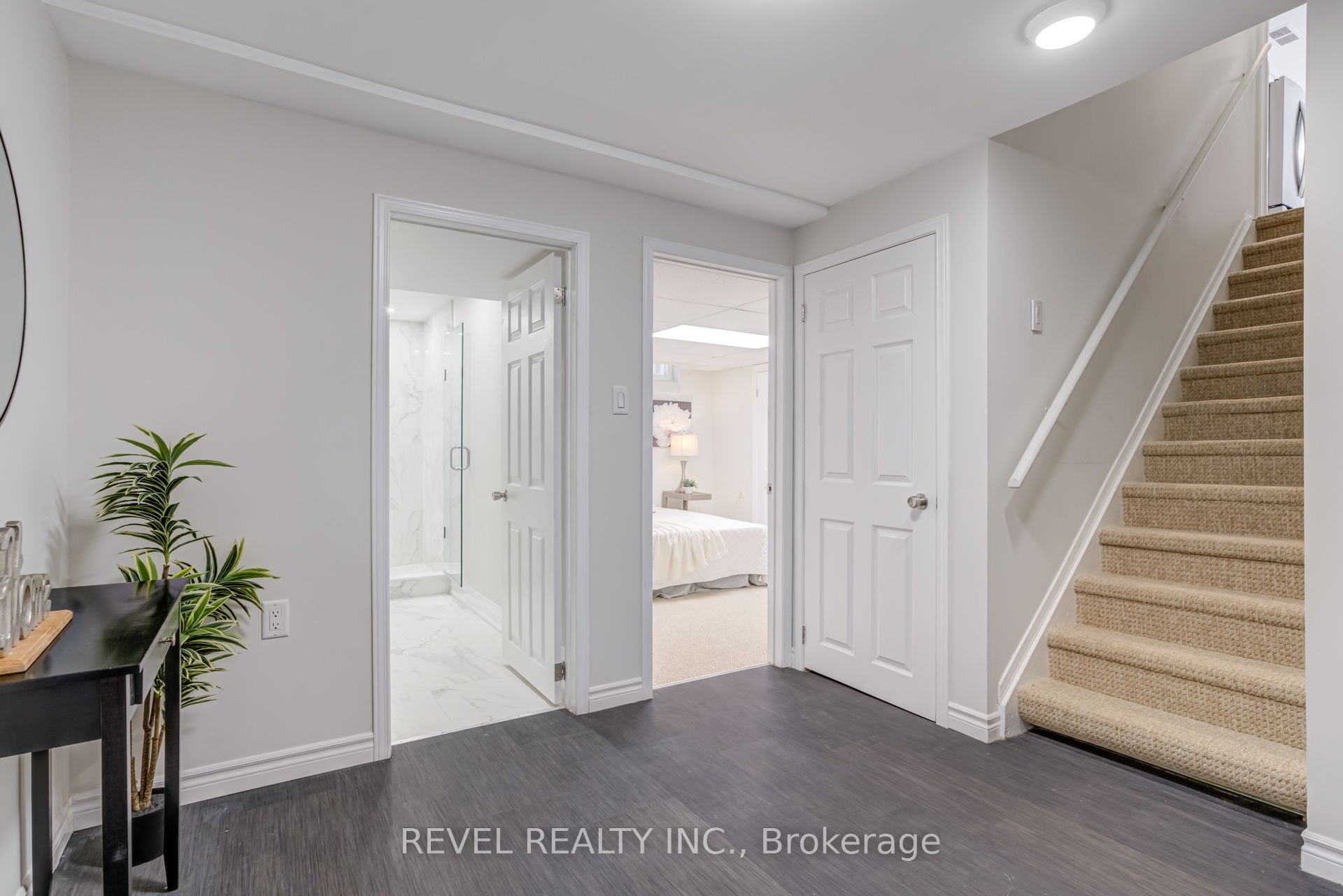 6 Lone Oak Avenue Property Photo 35