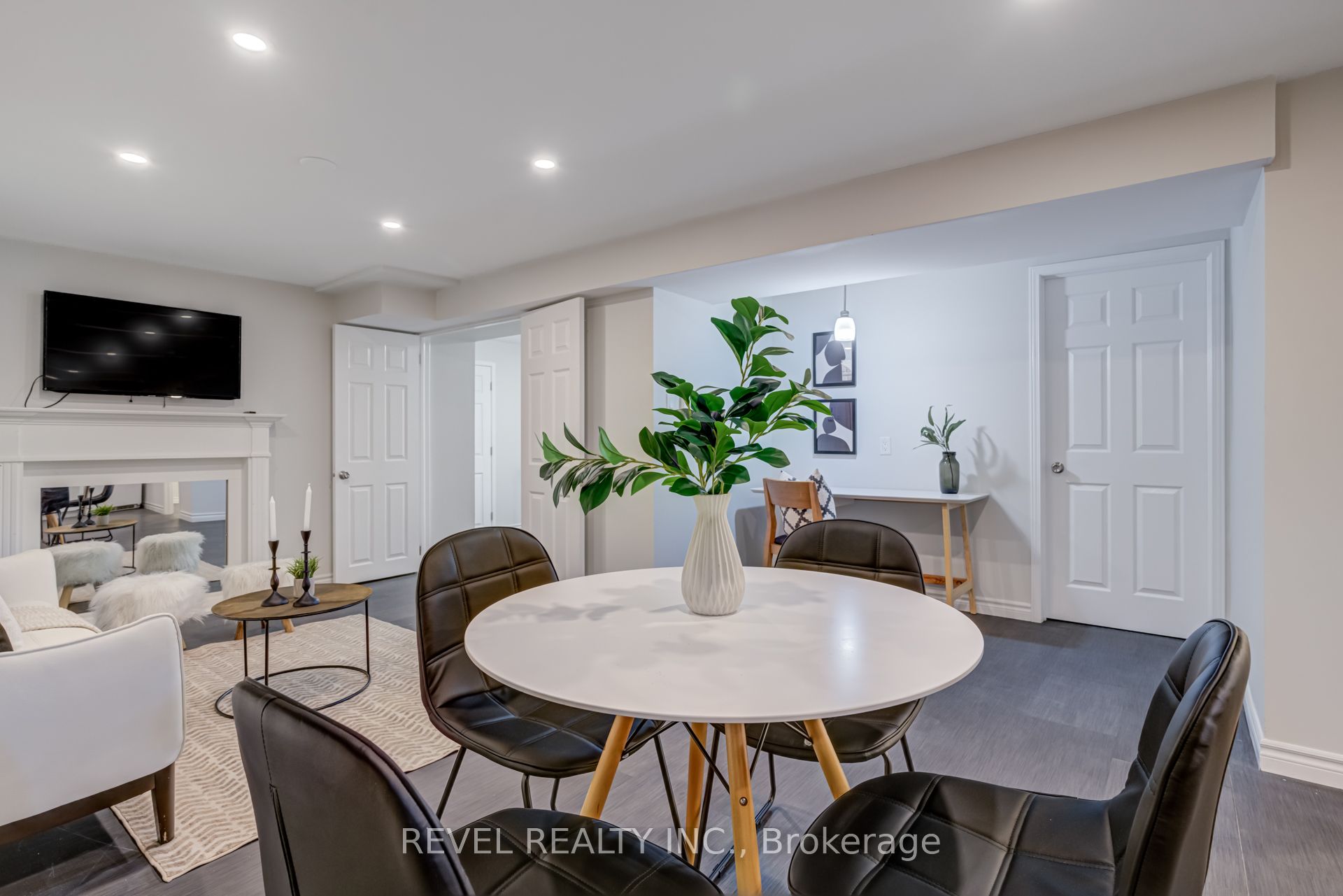 6 Lone Oak Avenue Property Photo 39