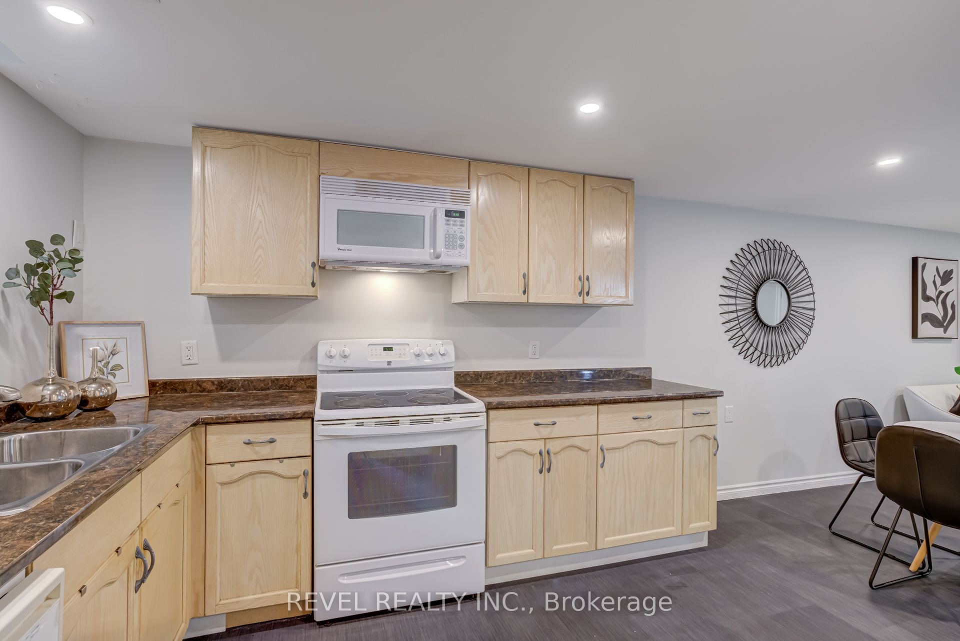 6 Lone Oak Avenue Property Photo 40