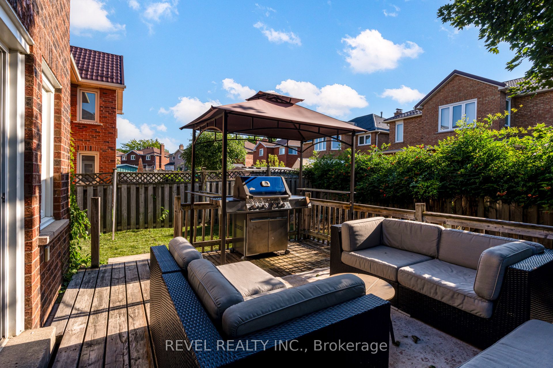 6 Lone Oak Avenue Property Photo 47
